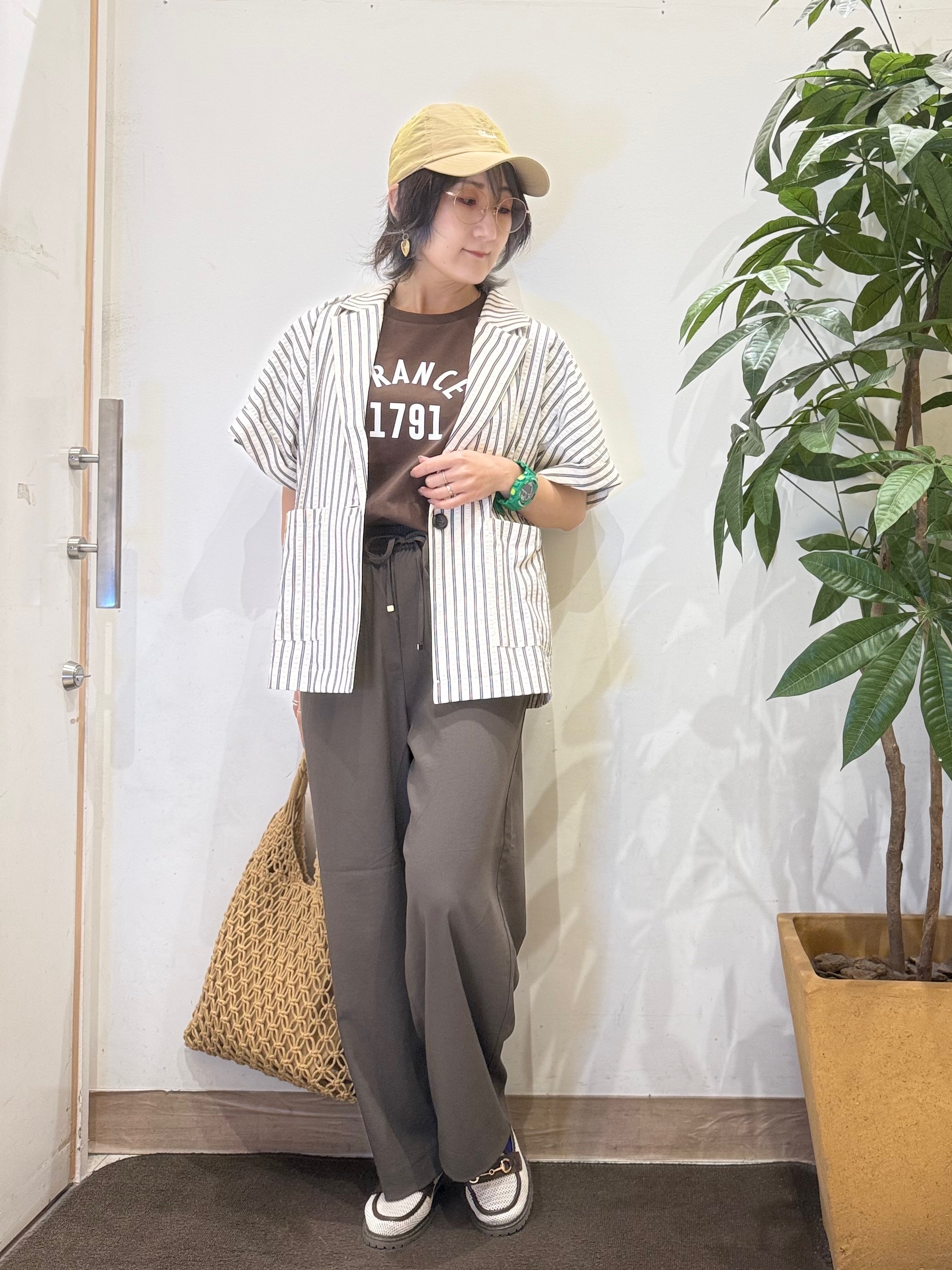 misakiさんの「SHOO･LA･RUE｜【ひんやり/吸水速乾/セットアップ可】羽織るだけで主役になる サッカーストライプシャツジャケット」を使ったコーディネート
