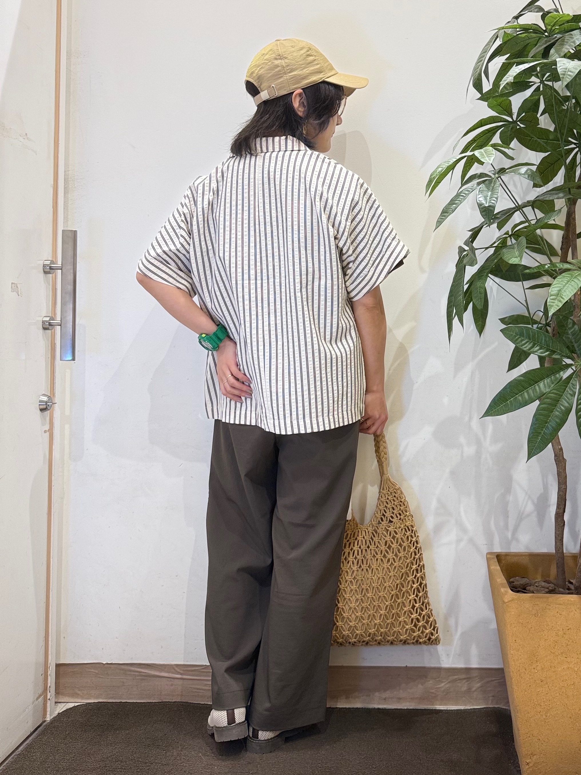 misakiさんの「SHOO･LA･RUE｜【ひんやり/吸水速乾/セットアップ可】羽織るだけで主役になる サッカーストライプシャツジャケット」を使ったコーディネート