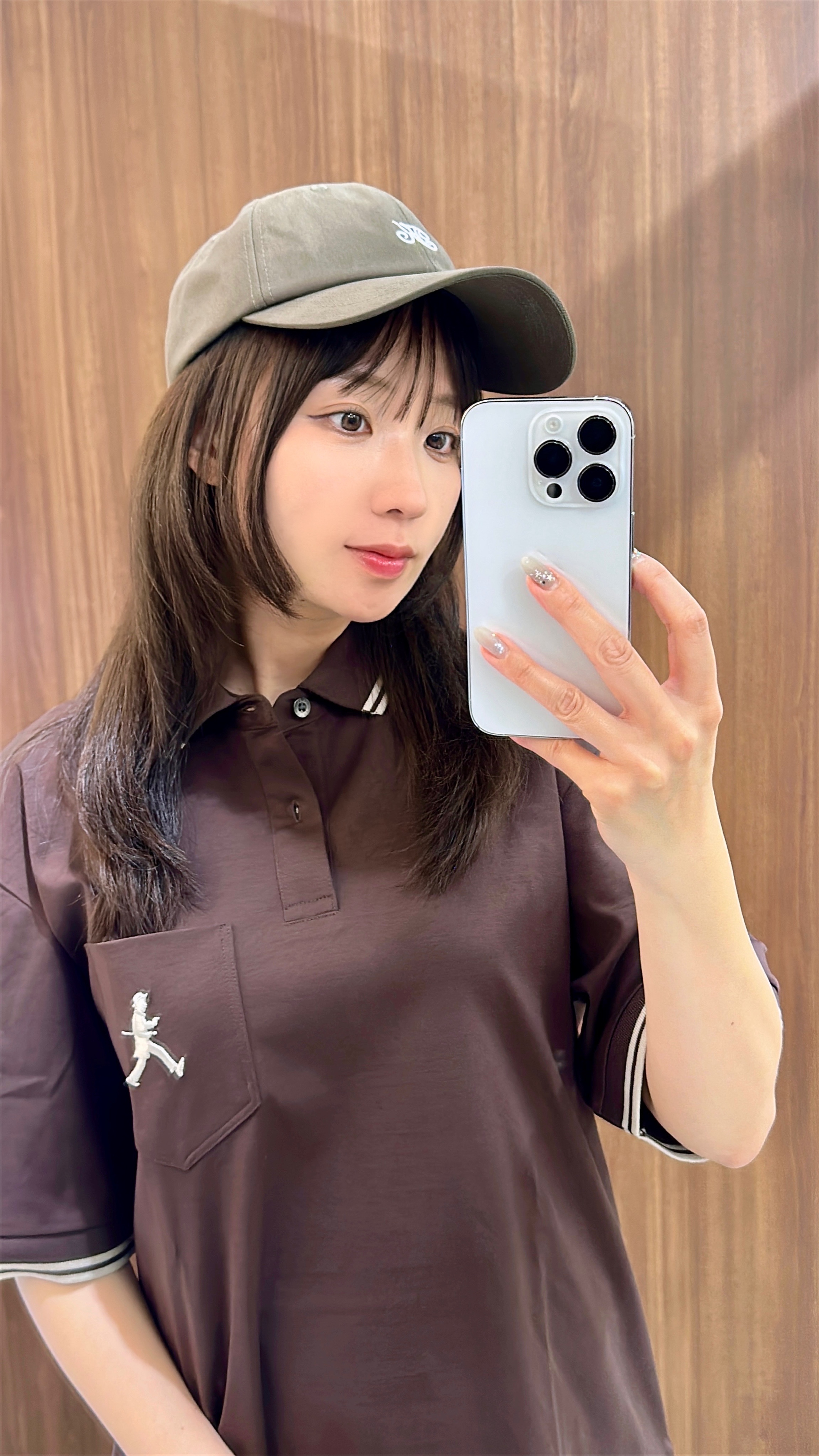 オノアサミさんの「TAKEO KIKUCHI｜【BOWLER HAT LABEL】アイスクリアコットン ボーラーハットウォーカー ポロシャツ」を使ったコーディネート