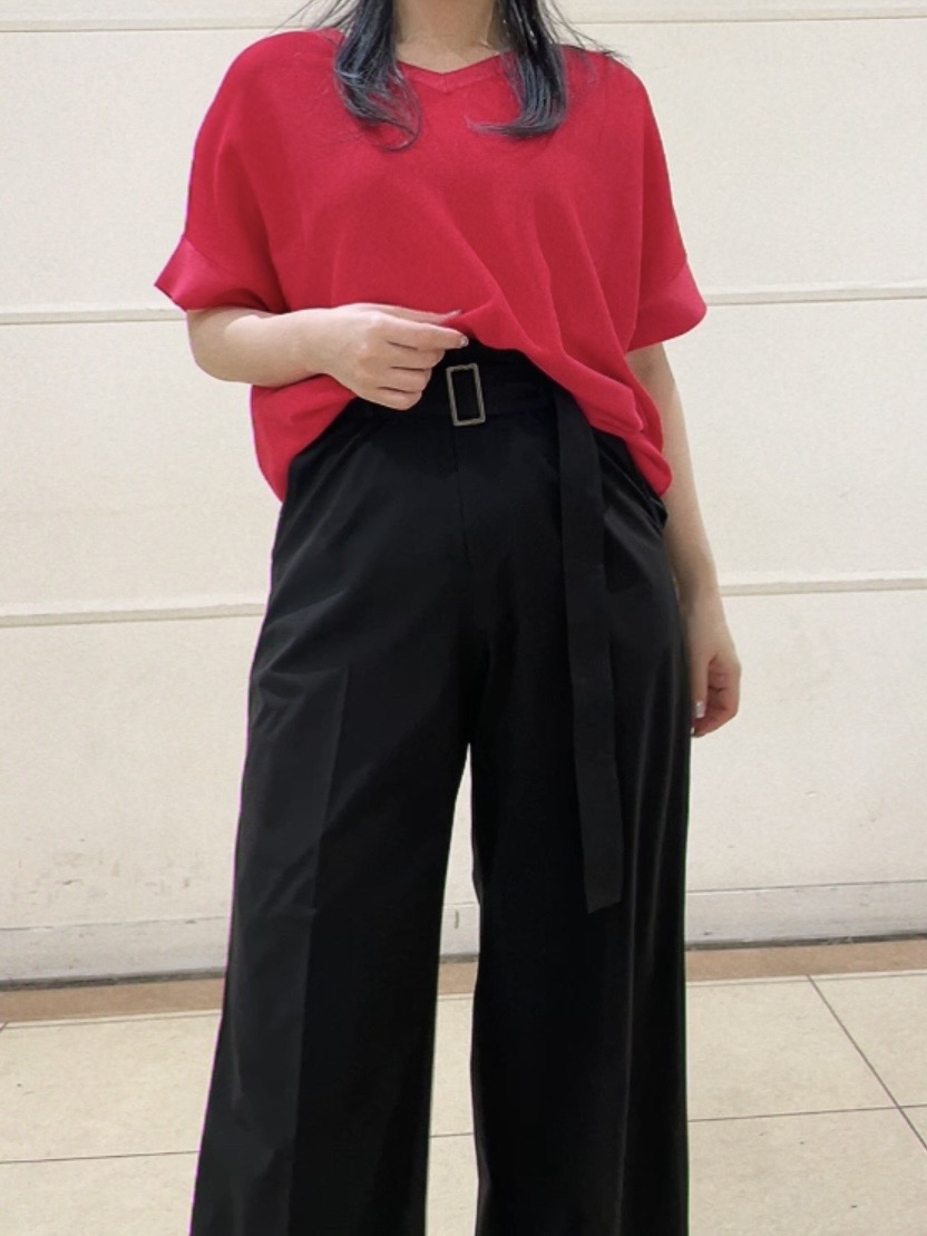 watanabeさんの「UNTITLED｜【11色展開/体型カバー】前後2WAYフレンチスリーブニット」を使ったコーディネート