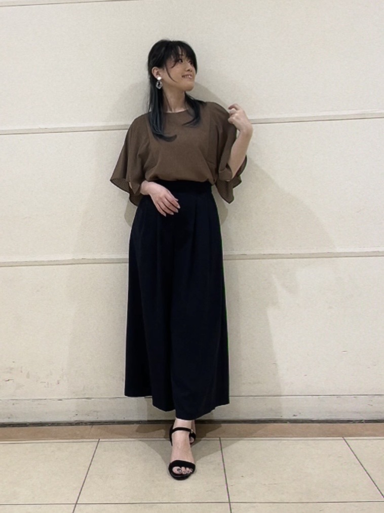 watanabeさんの「UNTITLED｜【洗える／シアーチェック柄】異素材コンビスリーブトップス」を使ったコーディネート