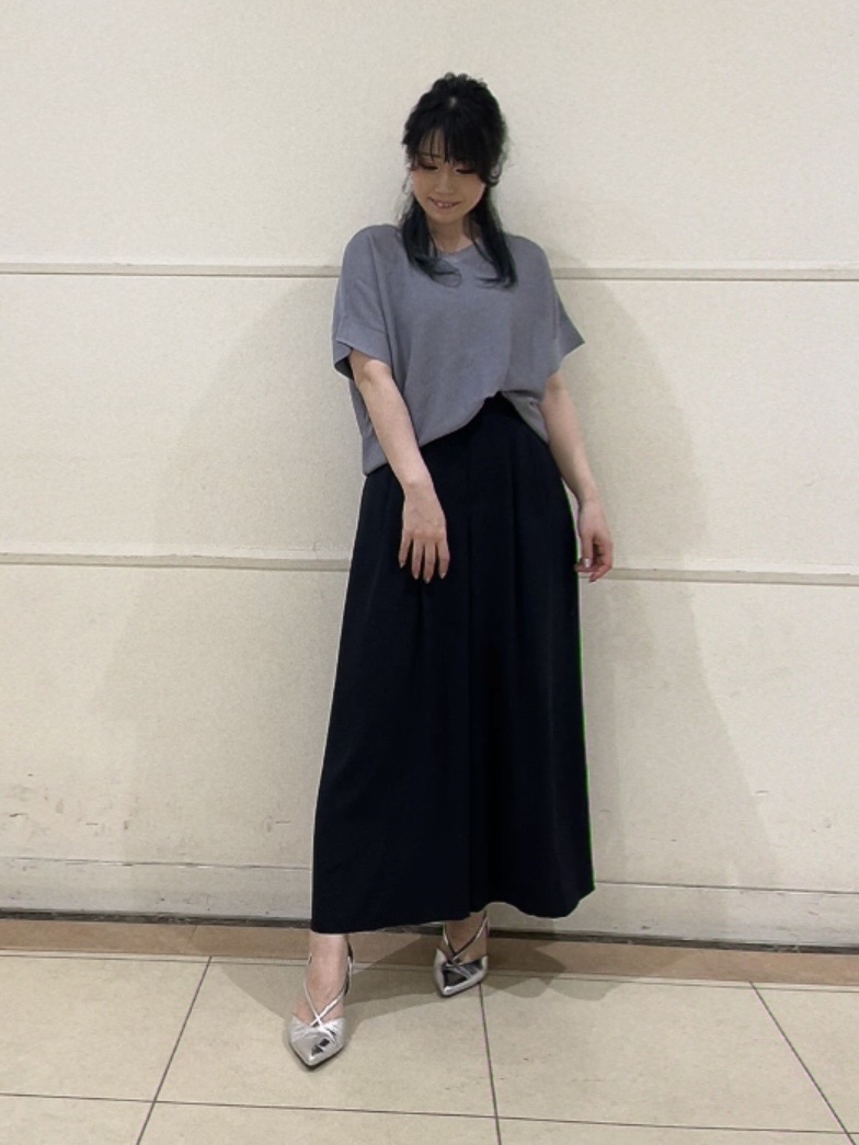 watanabeさんの「UNTITLED｜【11色展開/体型カバー】前後2WAYフレンチスリーブニット」を使ったコーディネート