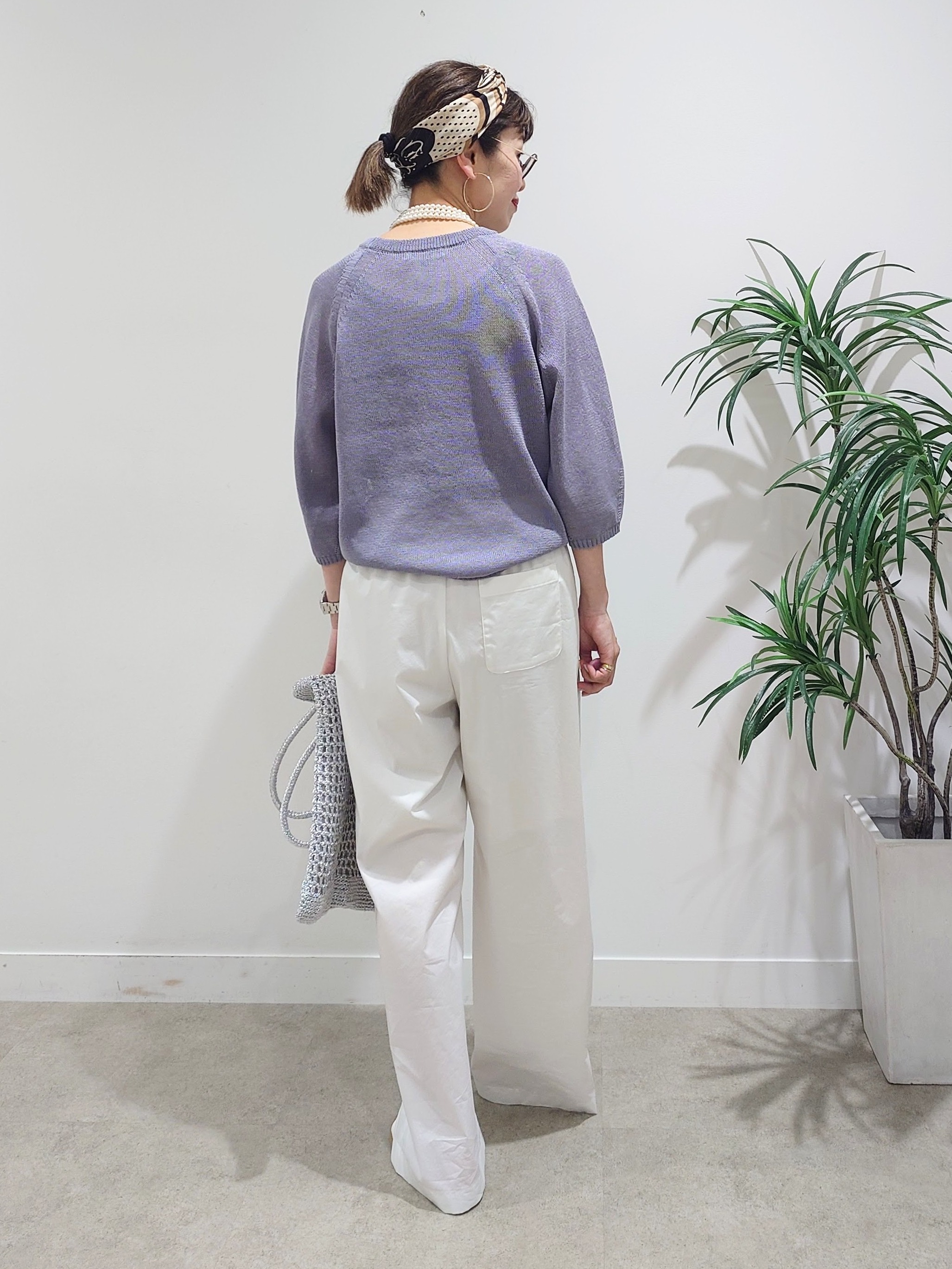 MUTSUKOさんの「UNTITLED｜【洗える/ゆったり】クルーネックドライニット」を使ったコーディネート