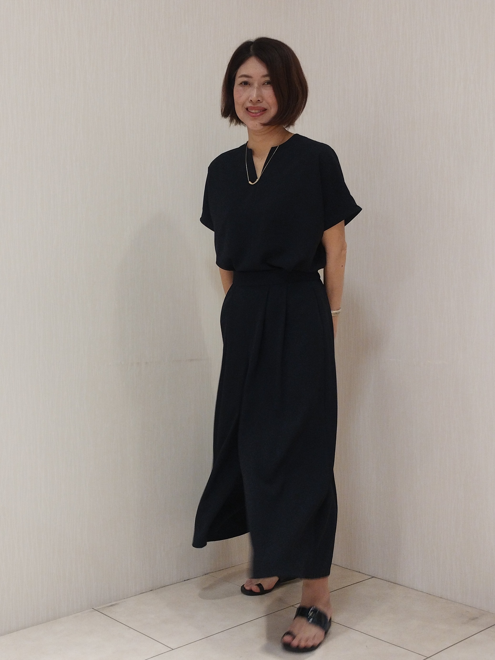 u&minus;macoさんの「UNTITLED｜【9色展開/アンサンブル可】コットンクルーネックカーディガン」を使ったコーディネート