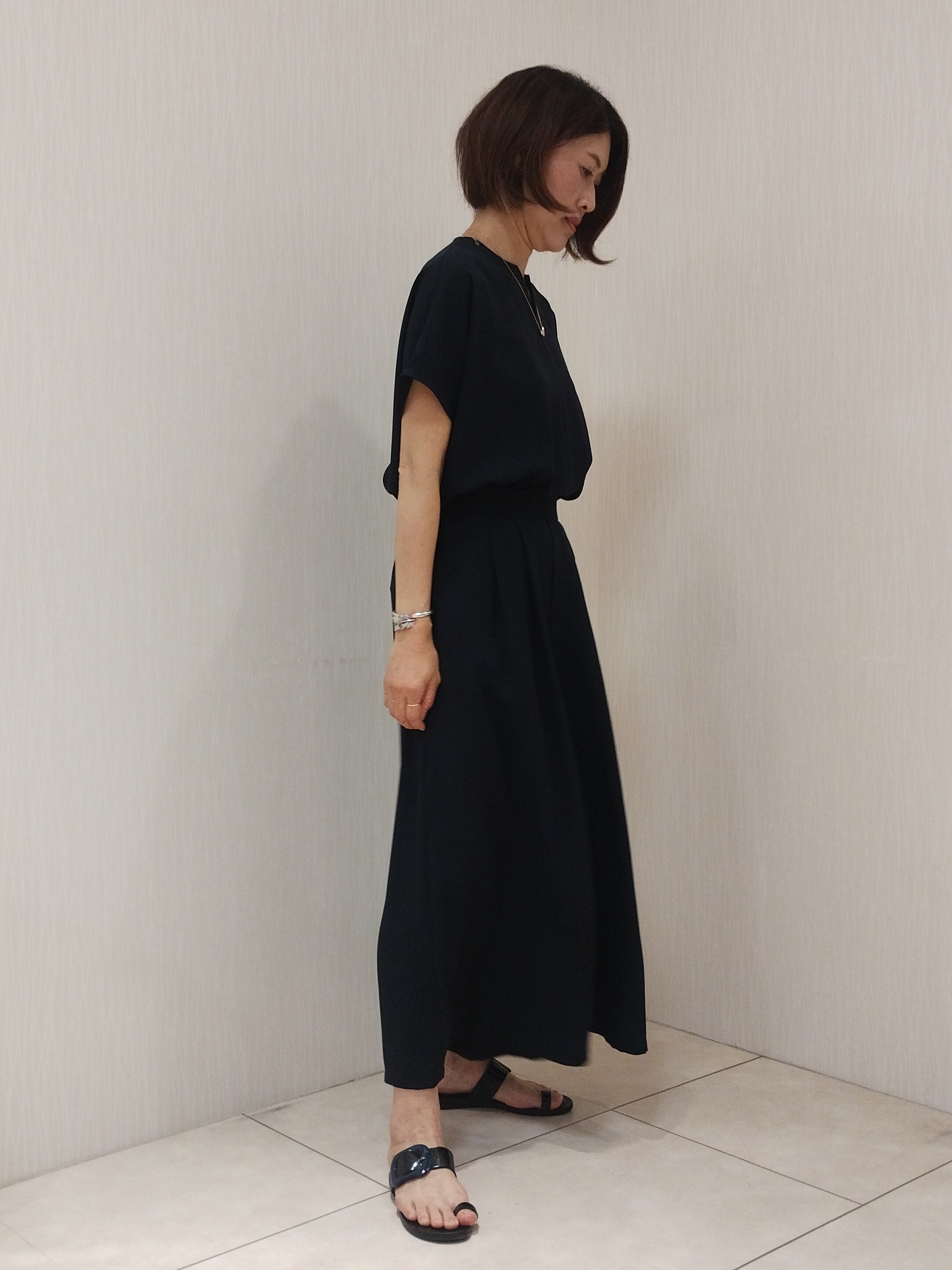 u&minus;macoさんの「UNTITLED｜【9色展開/アンサンブル可】コットンクルーネックカーディガン」を使ったコーディネート
