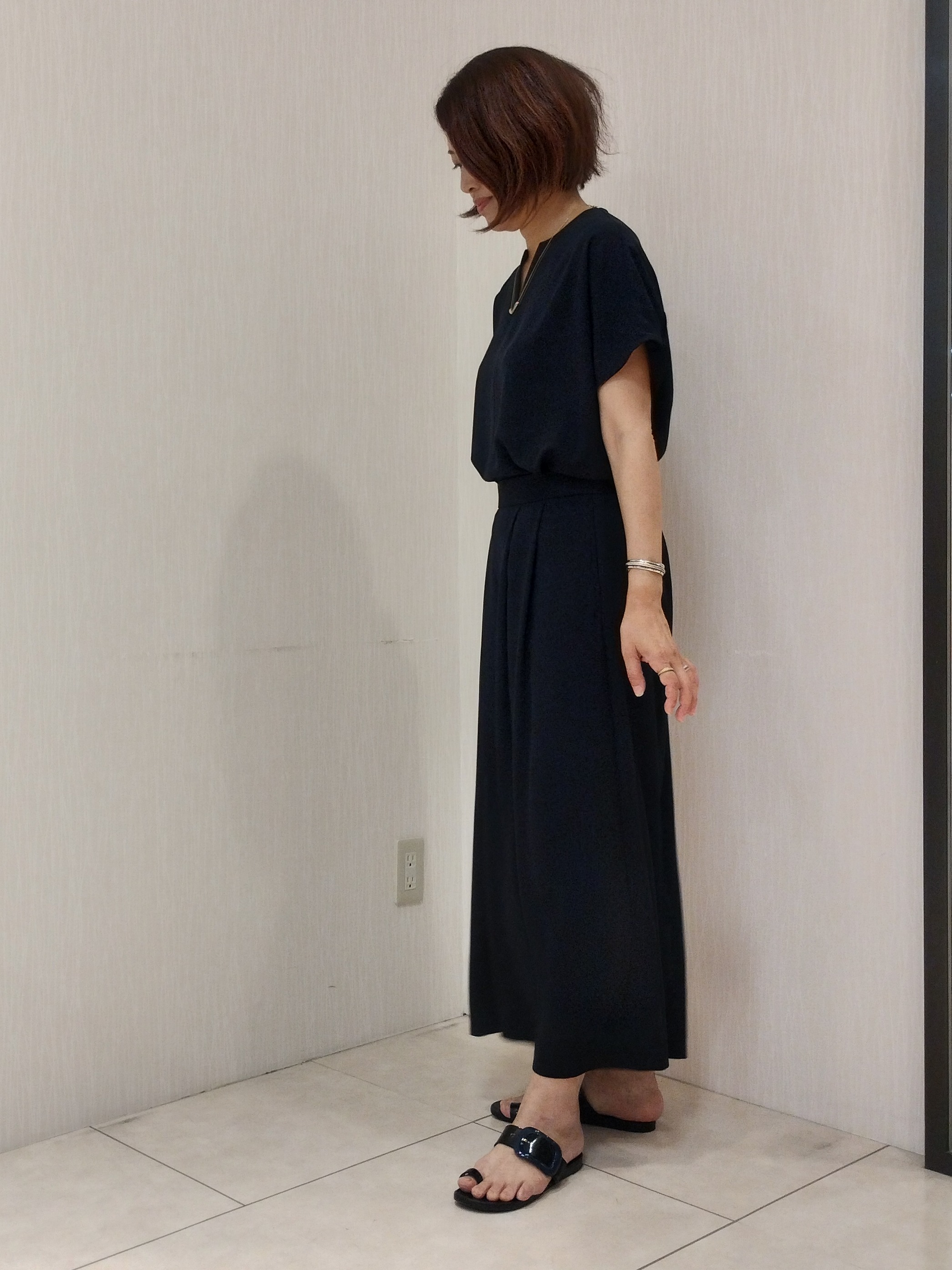 u&minus;macoさんの「UNTITLED｜【9色展開/アンサンブル可】コットンクルーネックカーディガン」を使ったコーディネート