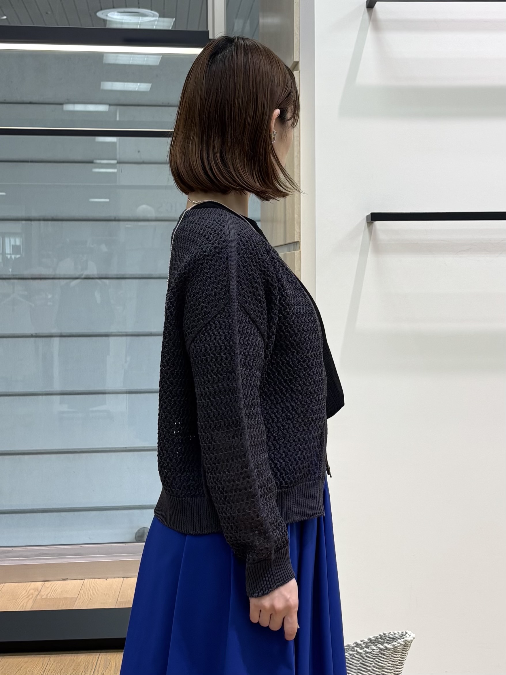 asamiさんの「INDIVI｜【UVケア／吸汗速乾】チェック柄タックボリュームスリーブトップス」を使ったコーディネート