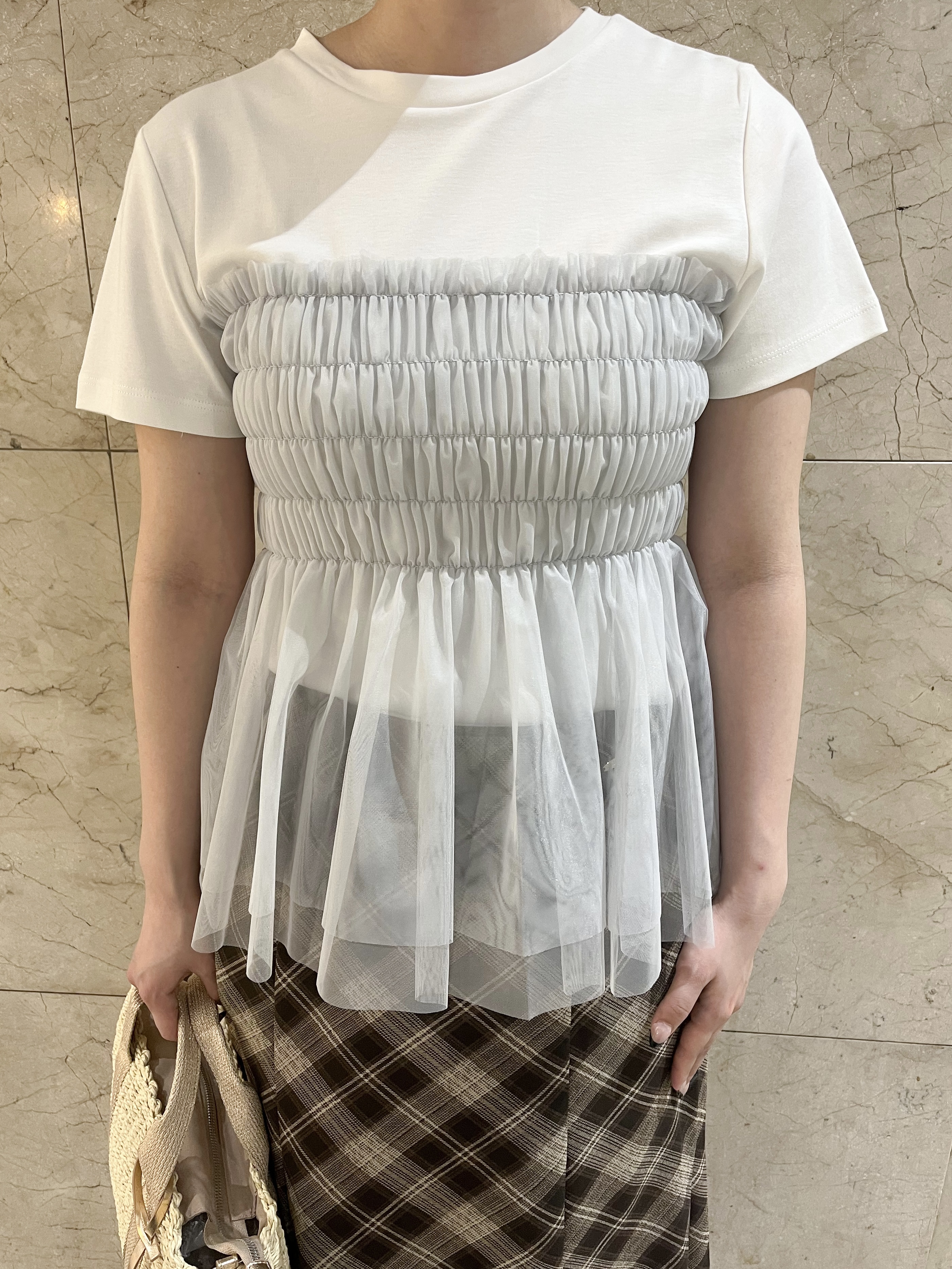 まひるさんの「index｜チュールペプラムトップス【洗濯機OK／接触冷感／UVケア】」を使ったコーディネート