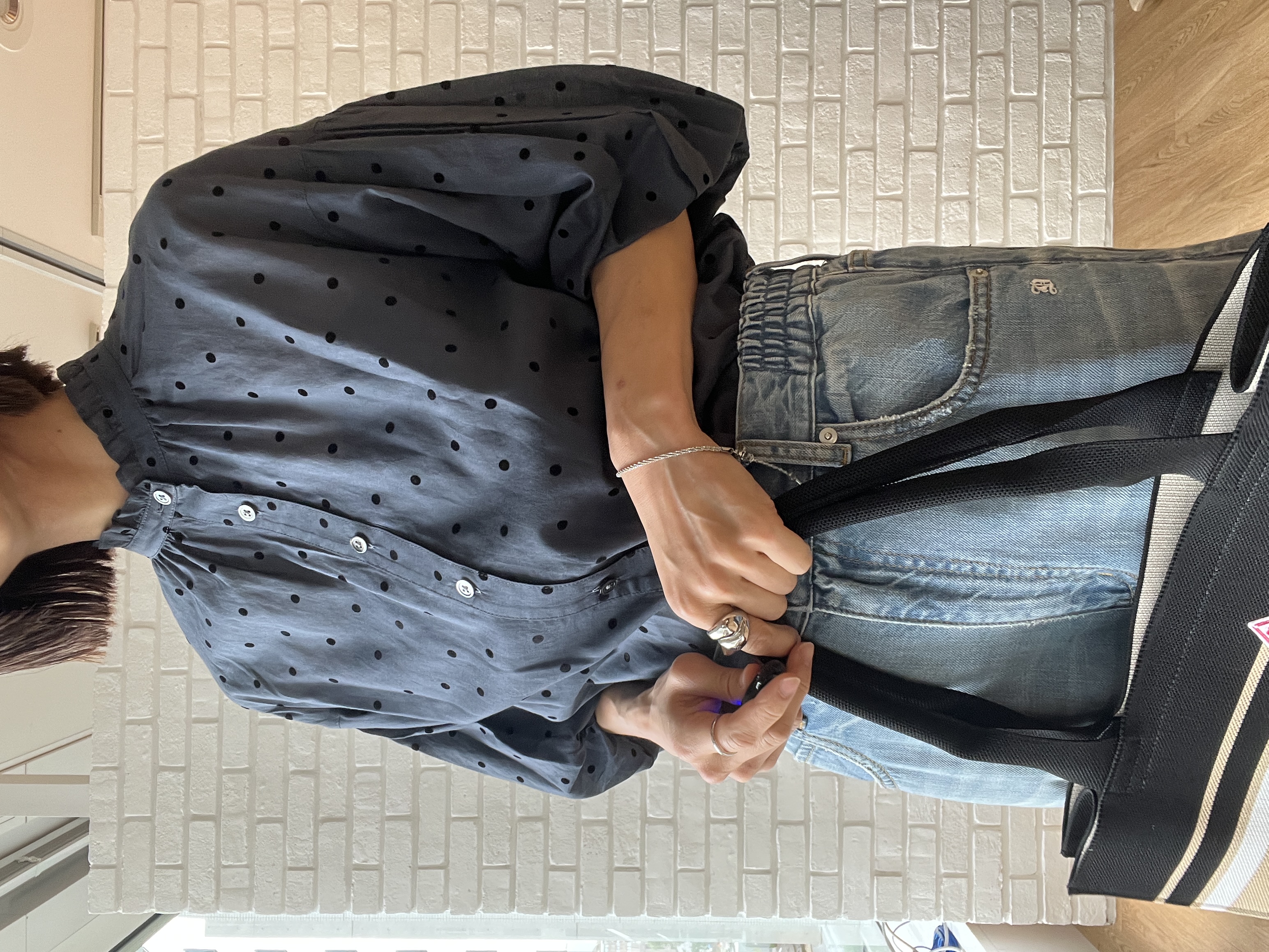 misaさんの「DRESSTERIOR｜センタープレスストレートデニム」を使ったコーディネート