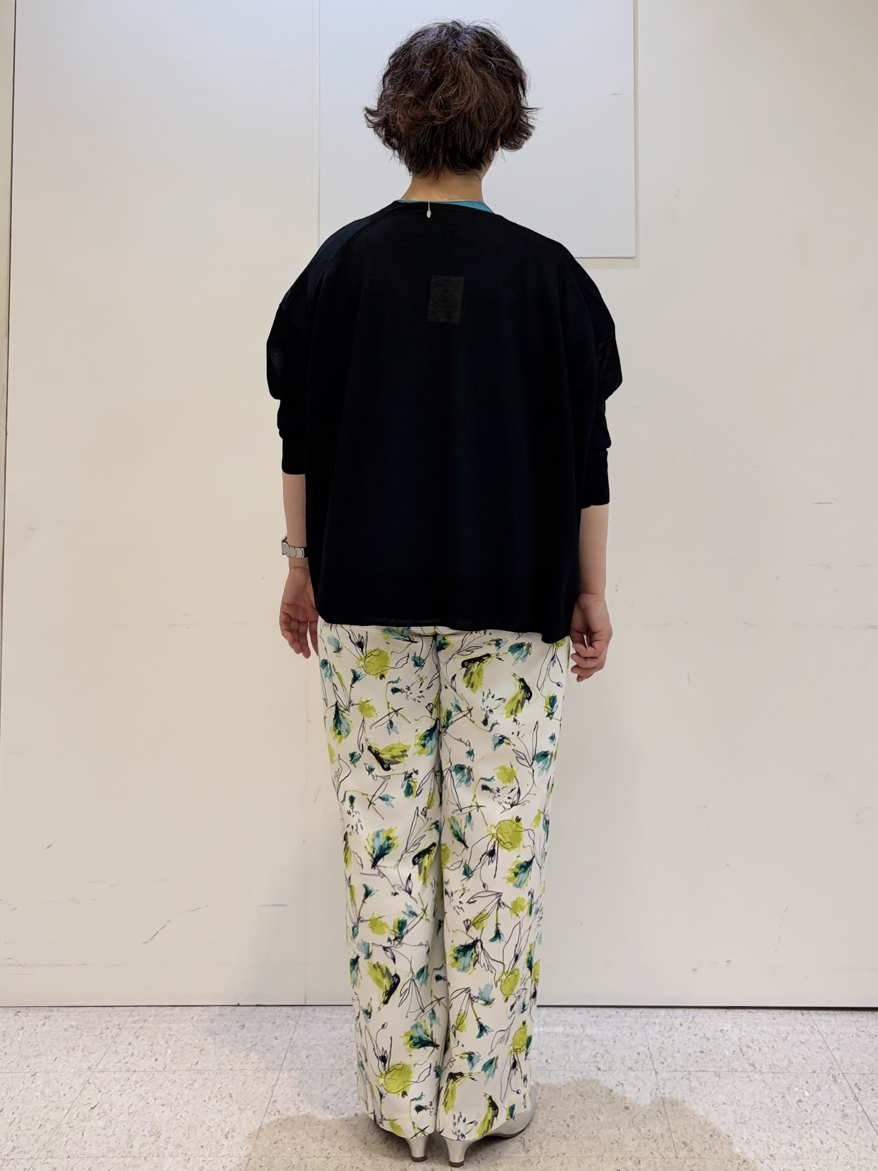 ヤスコさんの「Reflect｜【冷房対策に◎】すっきり見え着流しカーディガン」を使ったコーディネート