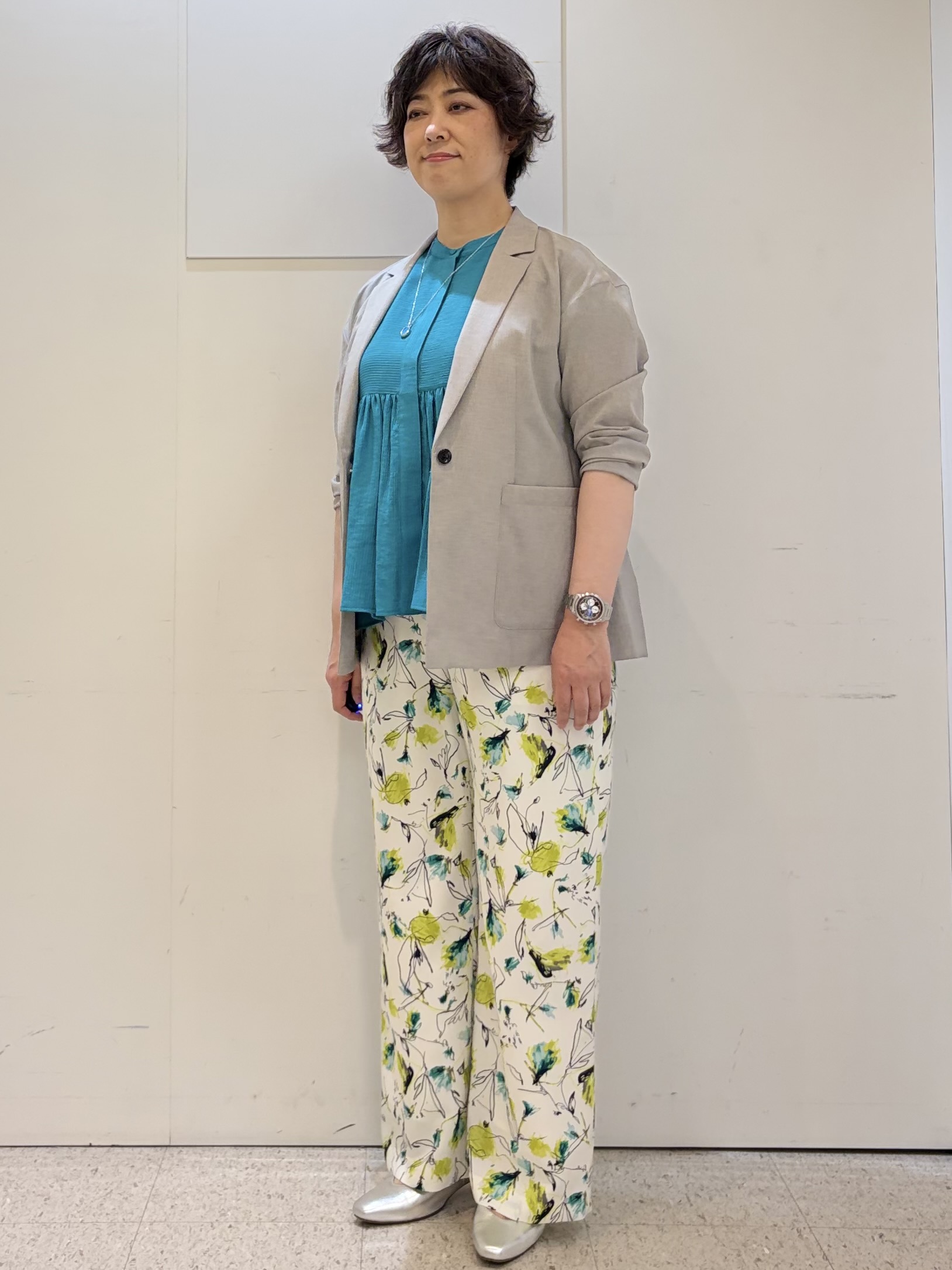 ヤスコさんの「Reflect｜【SS-4Lサイズ／接触冷感／シワになりにくい】リラクシーテーラードジャケット」を使ったコーディネート