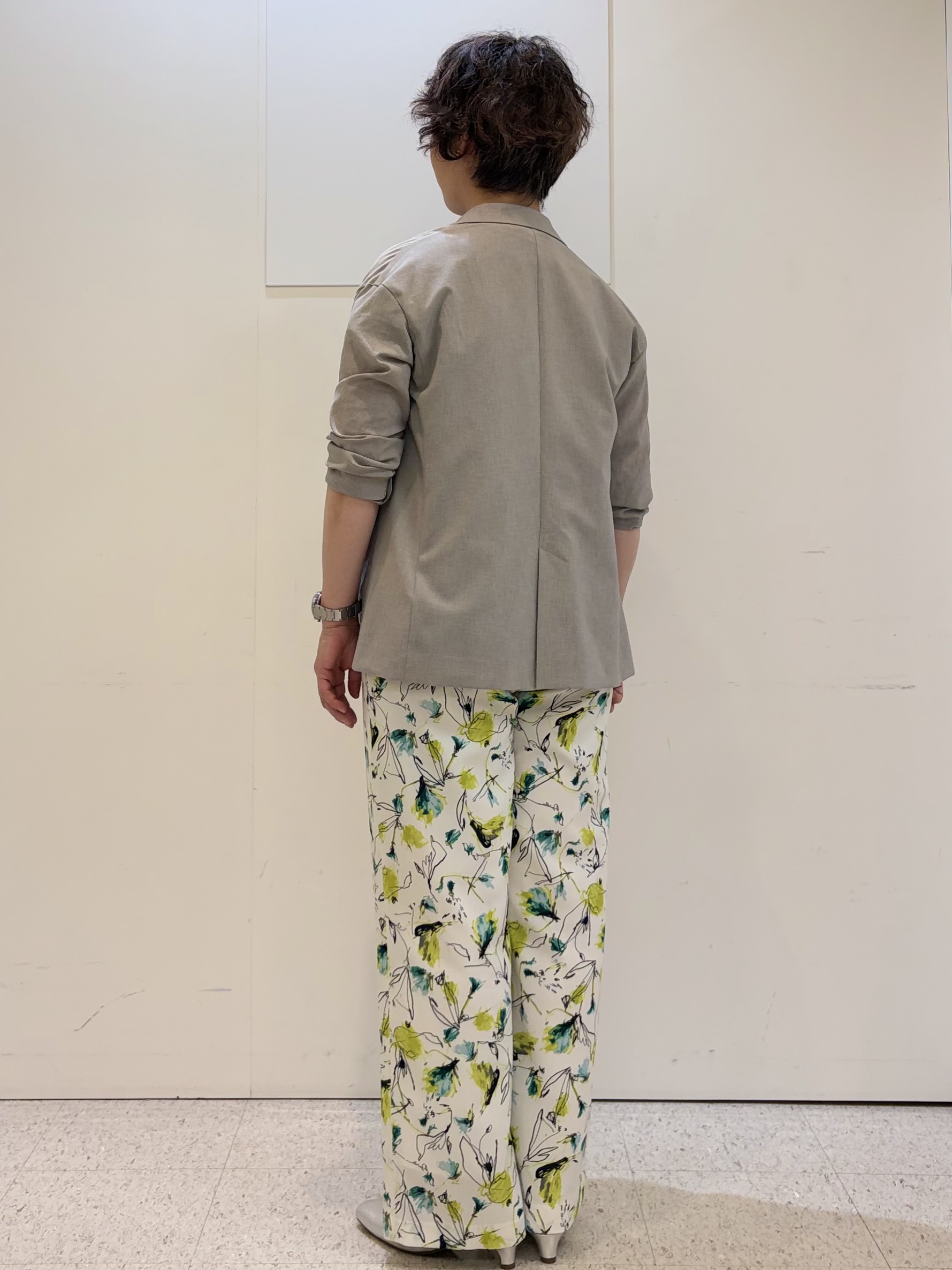 ヤスコさんの「Reflect｜【SS-4Lサイズ／接触冷感／シワになりにくい】リラクシーテーラードジャケット」を使ったコーディネート