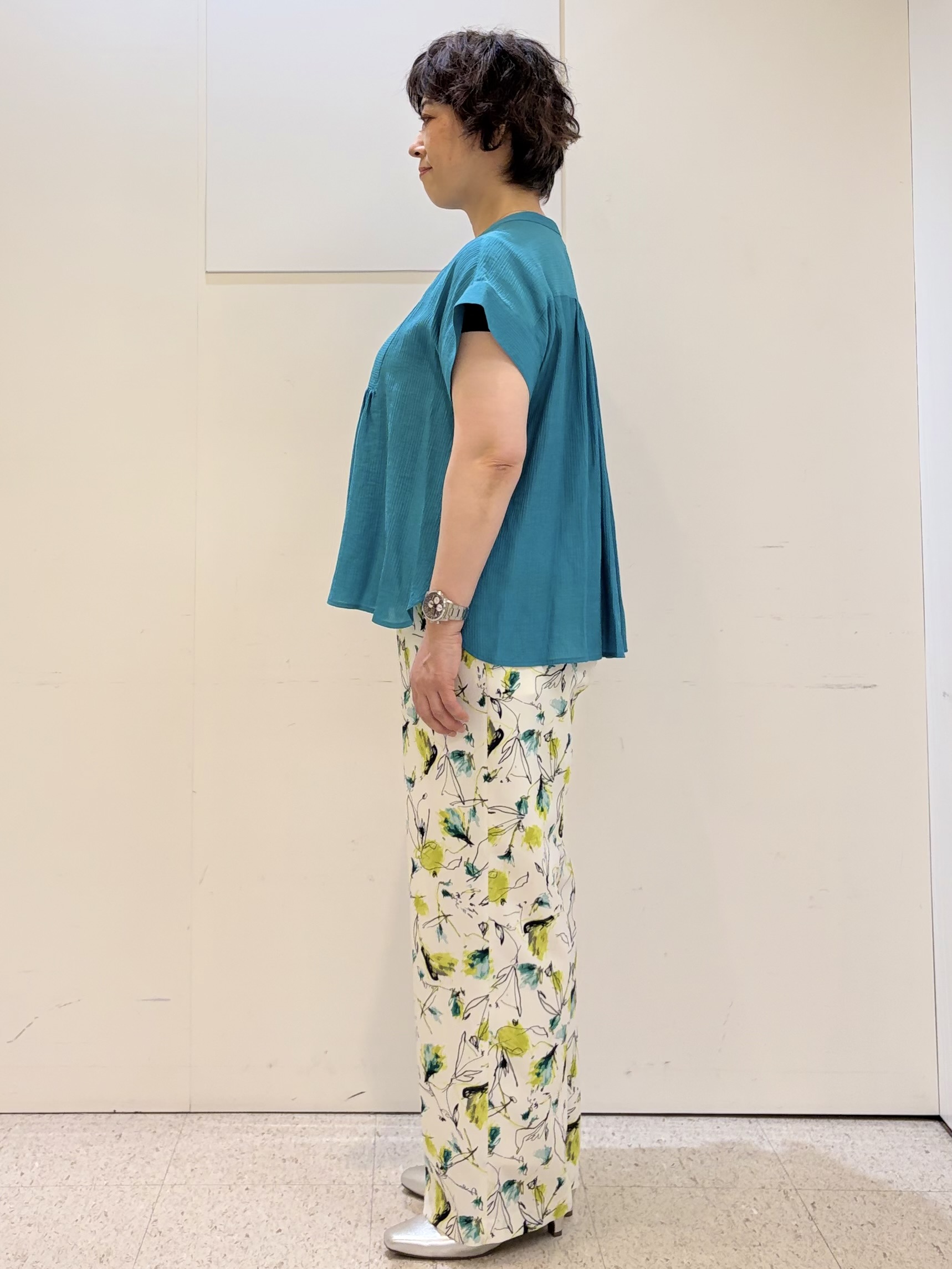 ヤスコさんの「Reflect｜【SS-4Lサイズ／接触冷感／シワになりにくい】リラクシーテーラードジャケット」を使ったコーディネート