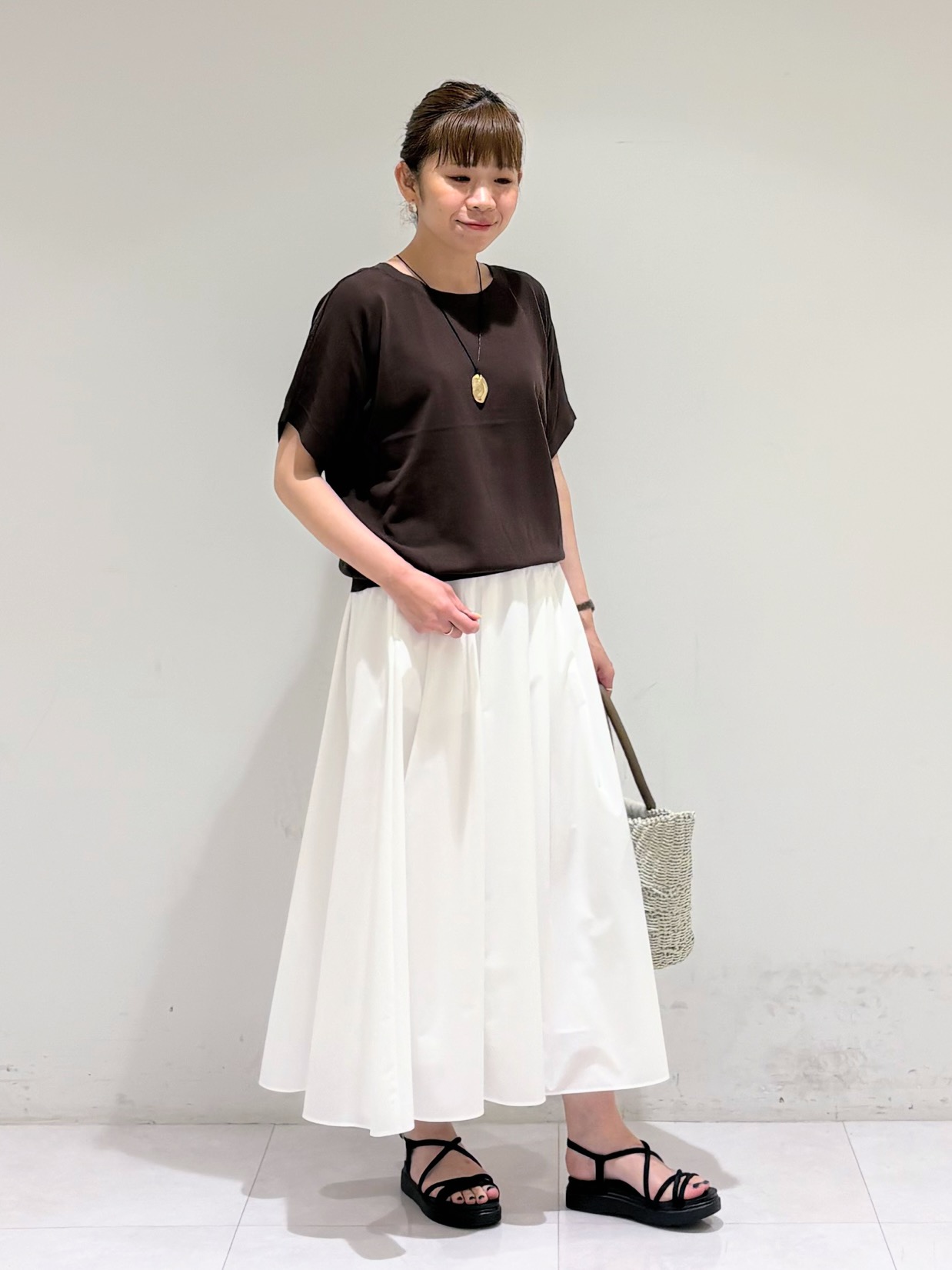 tsuyuさんの「INDIVI｜【洗える／アンサンブル可能】シアースストライプカーディガン」を使ったコーディネート
