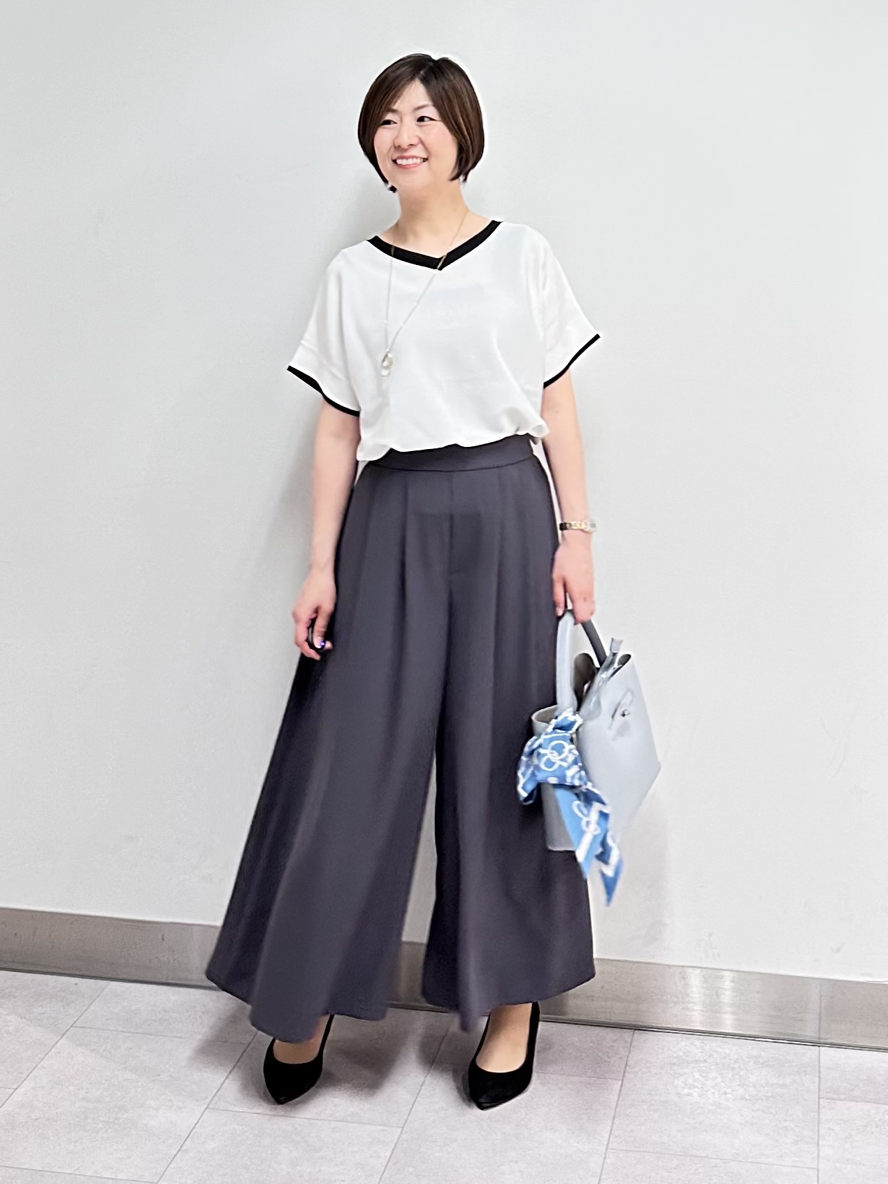 みなこさんの「UNTITLED｜【11色展開/体型カバー】前後2WAYフレンチスリーブニット」を使ったコーディネート
