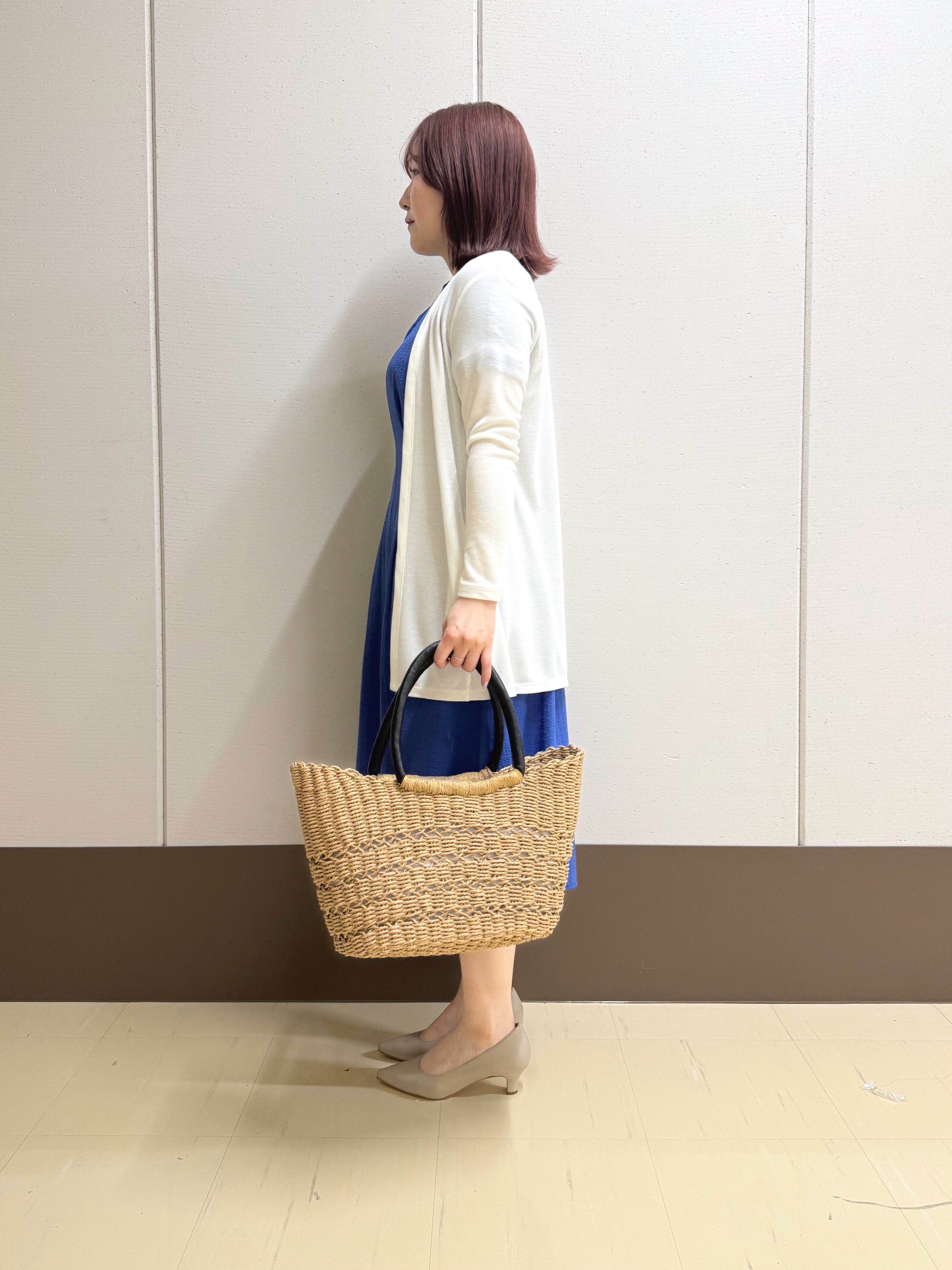 Rikoさんの「INDIVI｜【洗える】無地＆チェーン柄 シャーリングサッカーワンピース」を使ったコーディネート