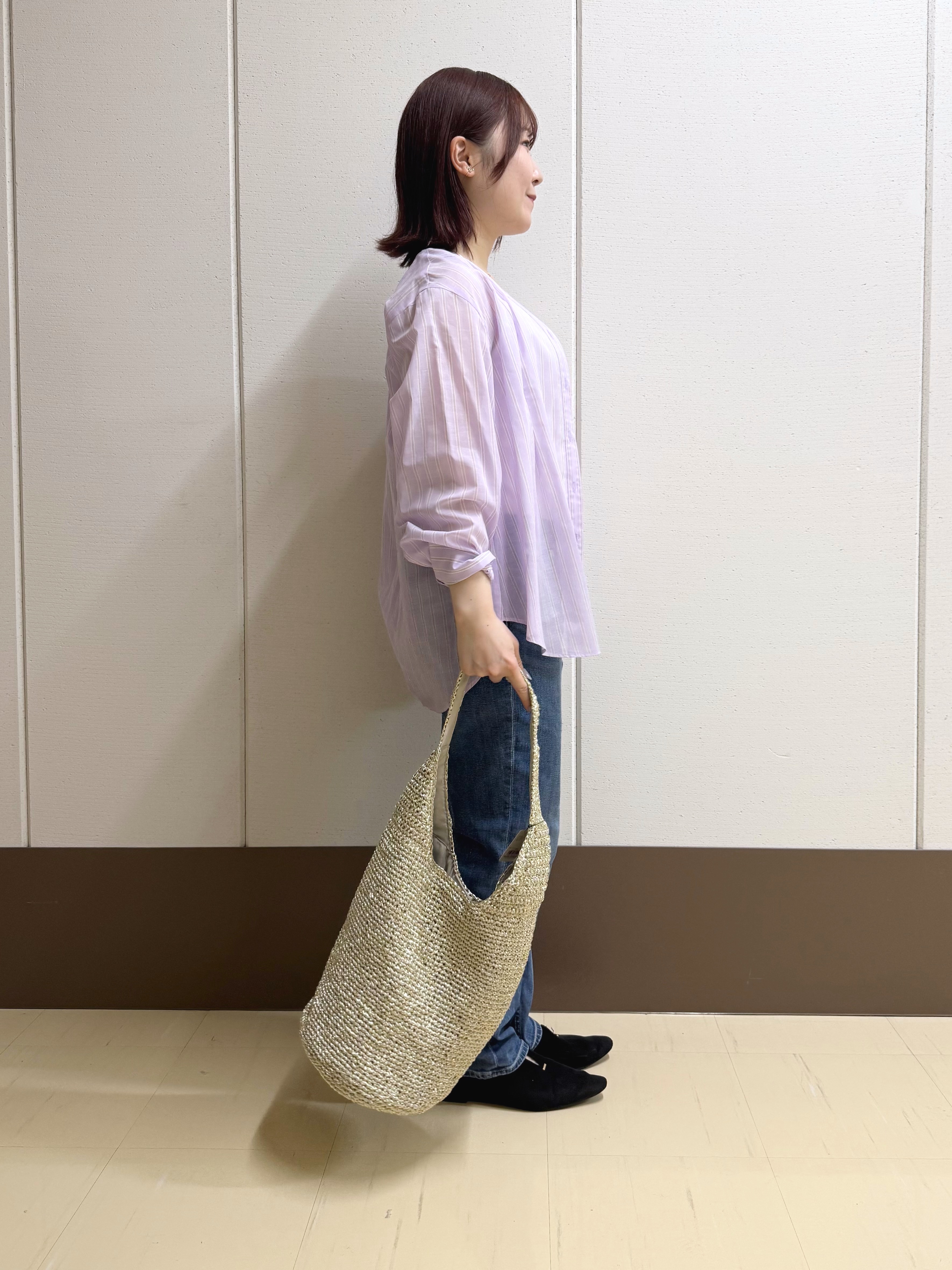 Rikoさんの「INDIVI｜【洗える／軽やか】無地＆ストライプ柄 切替タックブラウス」を使ったコーディネート