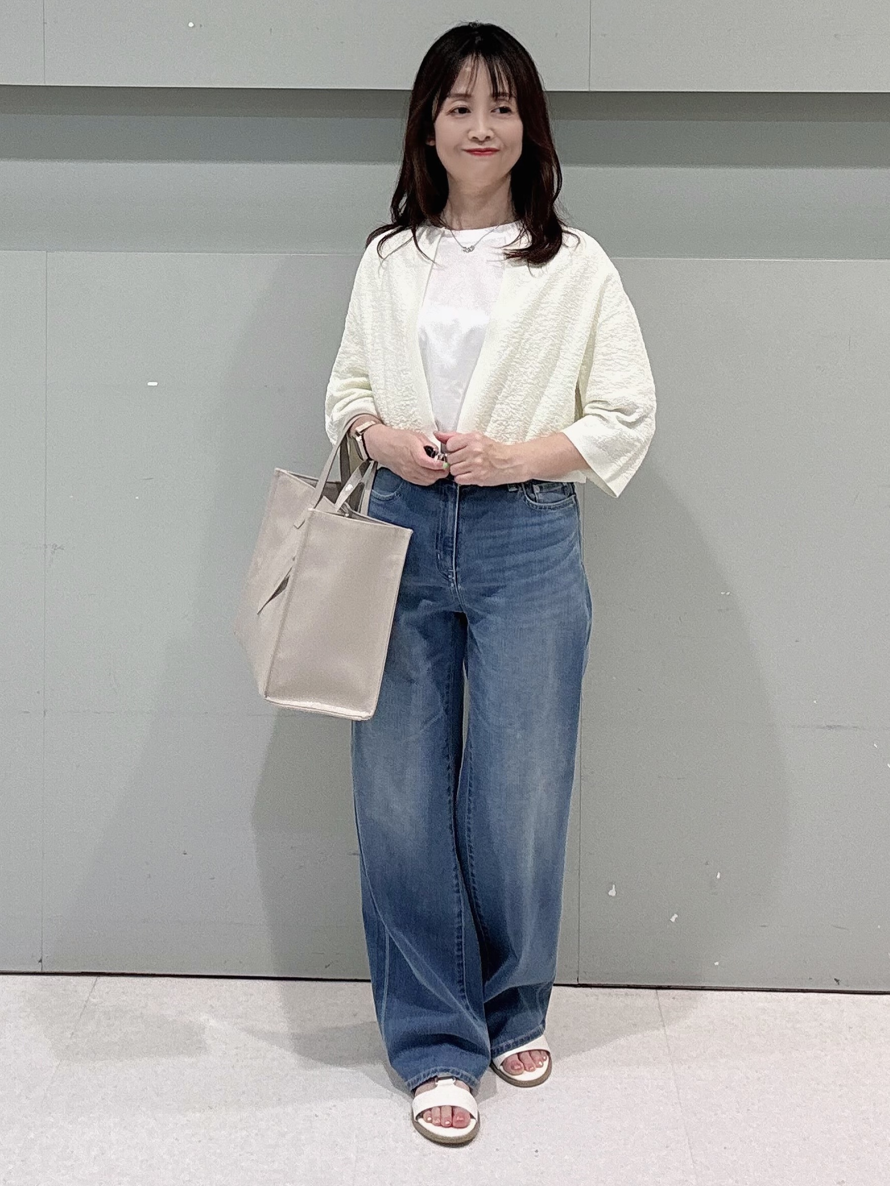 makiさんの「UNTITLED｜【ストレッチ性/洗える】短丈ニットカーディガン」を使ったコーディネート