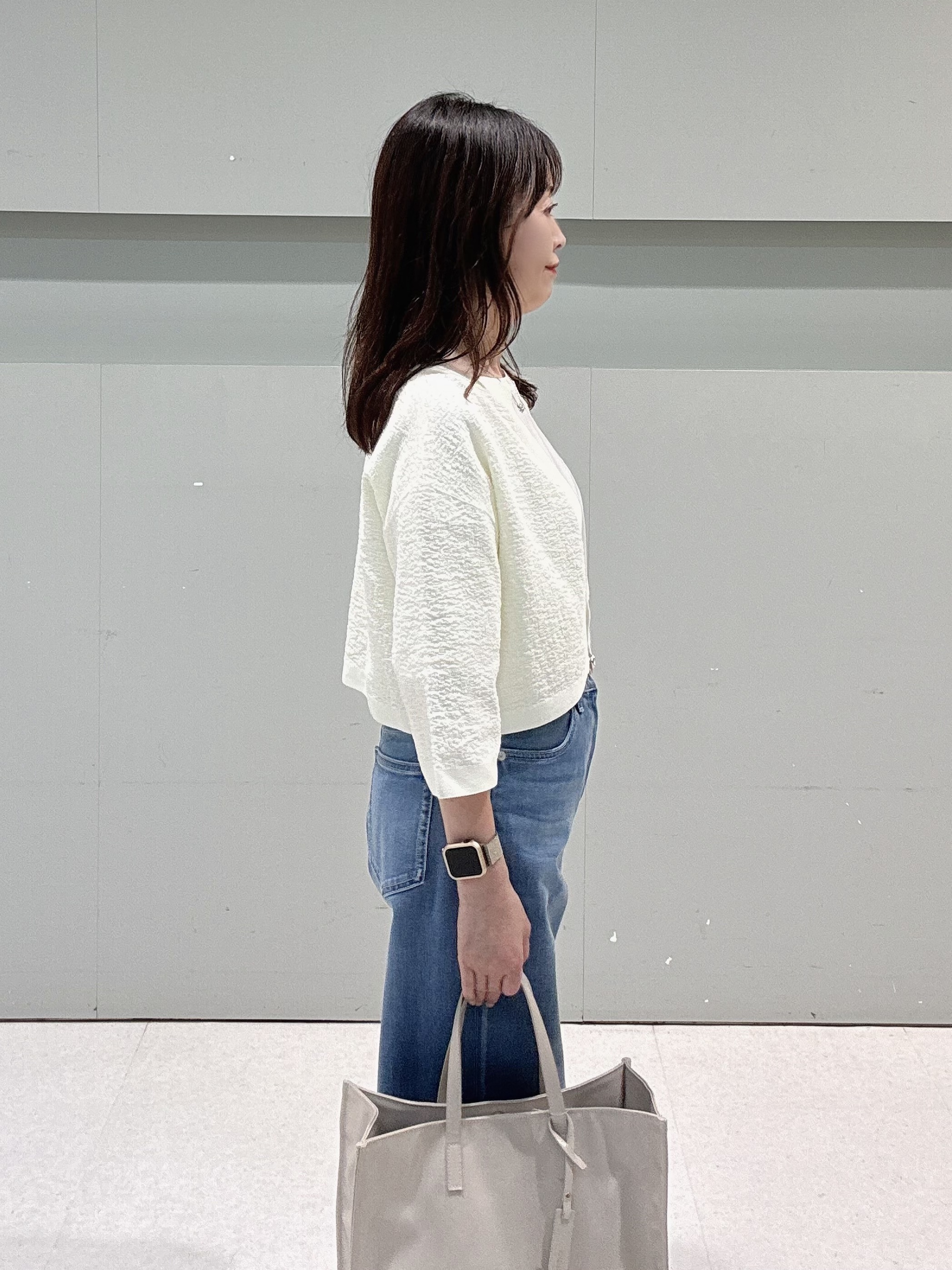 makiさんの「UNTITLED｜【ストレッチ性/洗える】短丈ニットカーディガン」を使ったコーディネート
