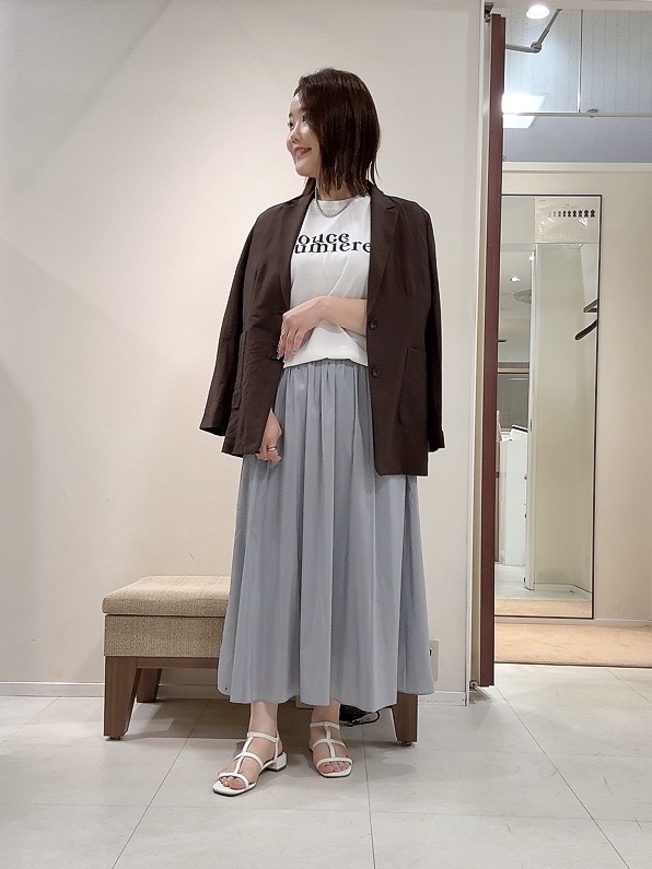 YUIさんの「UNTITLED｜【程よいシアー感/洗える】エアリーバイオジャケット」を使ったコーディネート