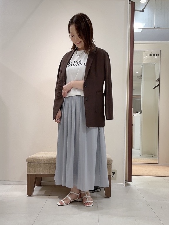 YUIさんの「UNTITLED｜【程よいシアー感/洗える】エアリーバイオジャケット」を使ったコーディネート