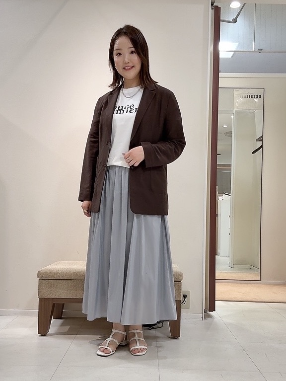 YUIさんの「UNTITLED｜【程よいシアー感/洗える】エアリーバイオジャケット」を使ったコーディネート