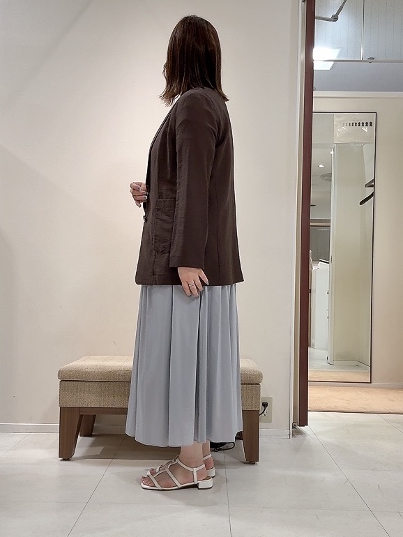 YUIさんの「UNTITLED｜【程よいシアー感/洗える】エアリーバイオジャケット」を使ったコーディネート