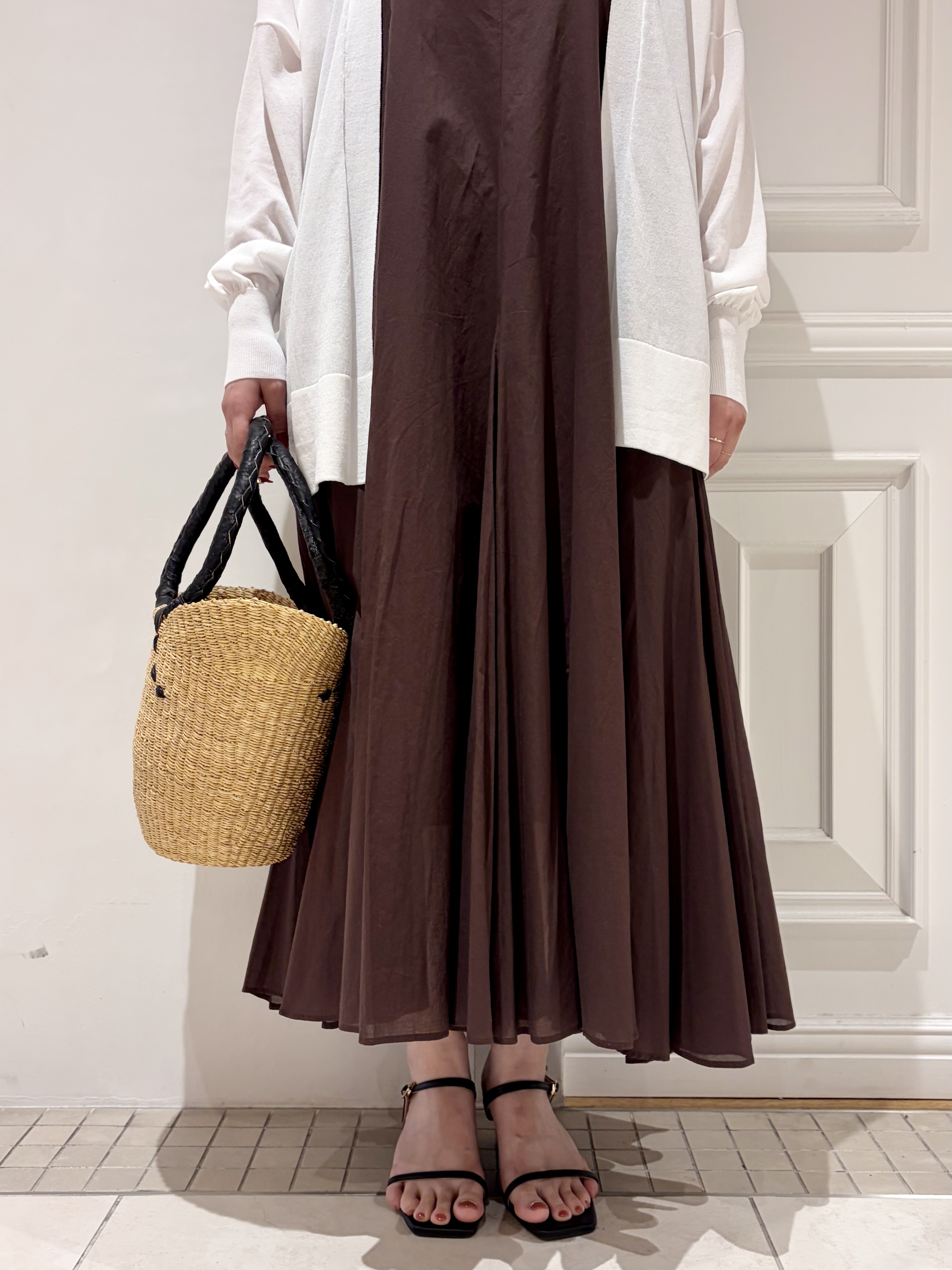 minowaさんの「DRESSTERIOR｜【接触冷感/UVカット】ウォッシャブル スピンコットン カーディガン」を使ったコーディネート