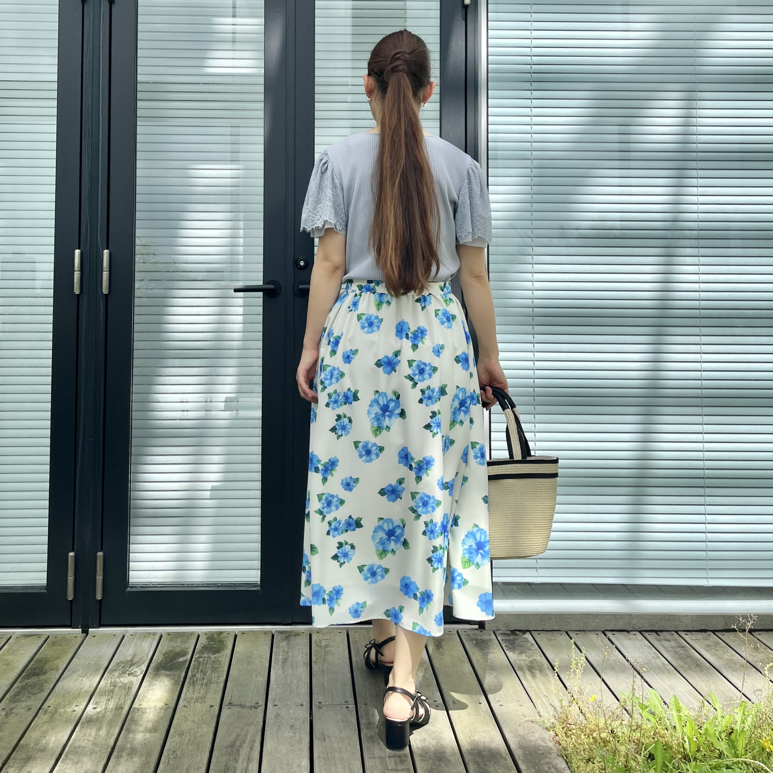 makiさんの「Couture brooch｜【洗える】袖レース テレコトップス」を使ったコーディネート