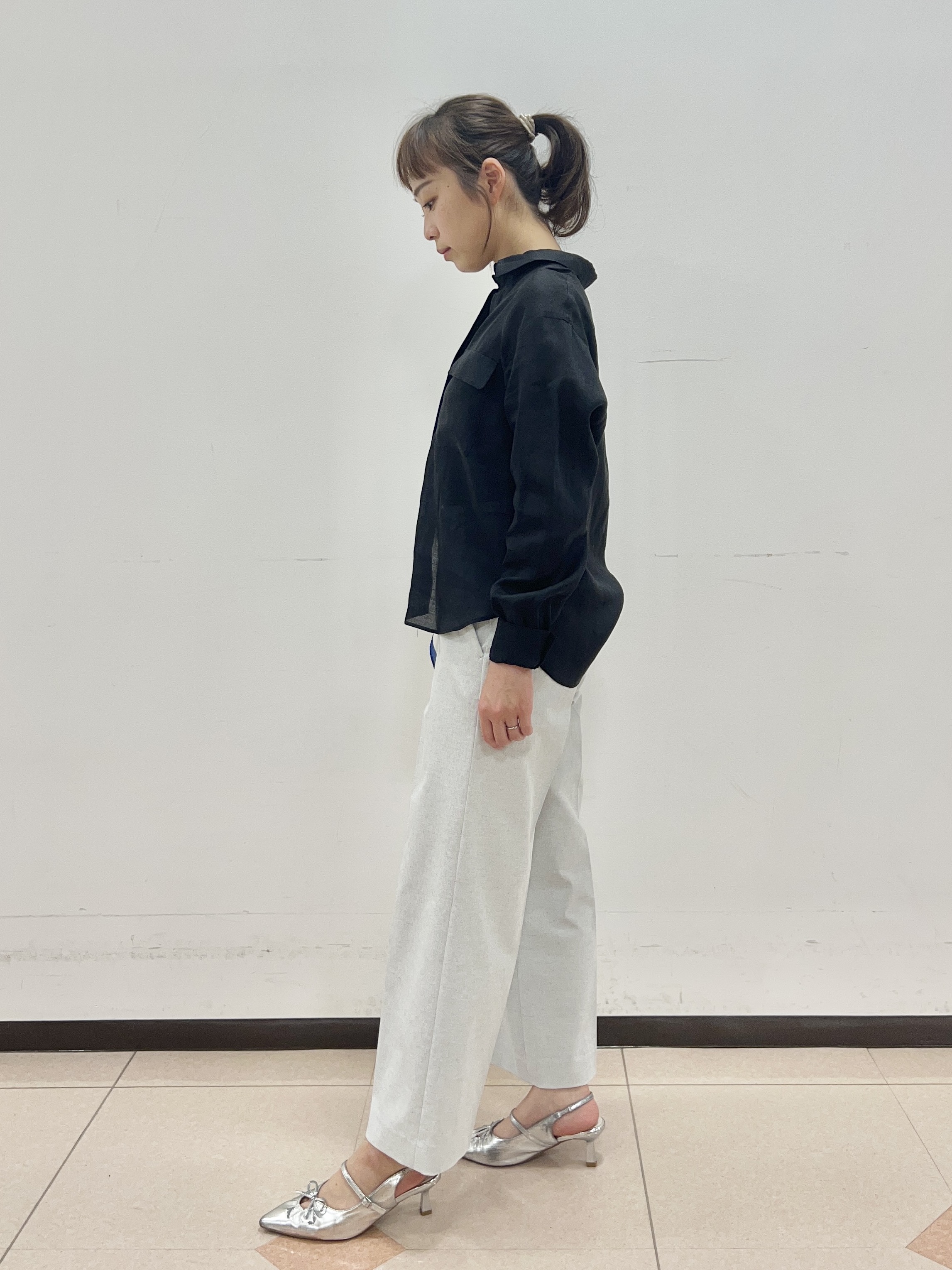 りおさんの「UNTITLED｜【古畑星夏さん着用/接触冷感】ドライタッチシャツ」を使ったコーディネート