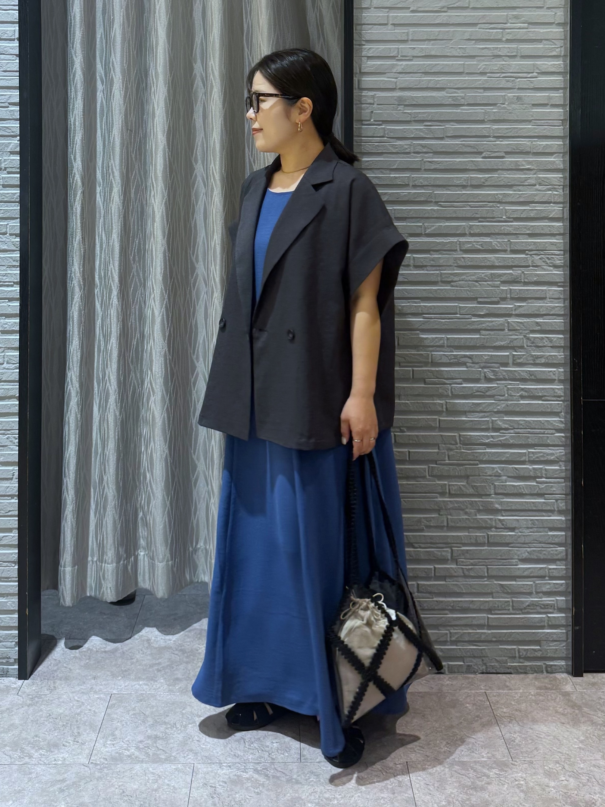 chさんの「THE SHOP TK｜【夏の通勤スタイルに】涼やかな着心地 麻調ダブルブレストジャケット」を使ったコーディネート