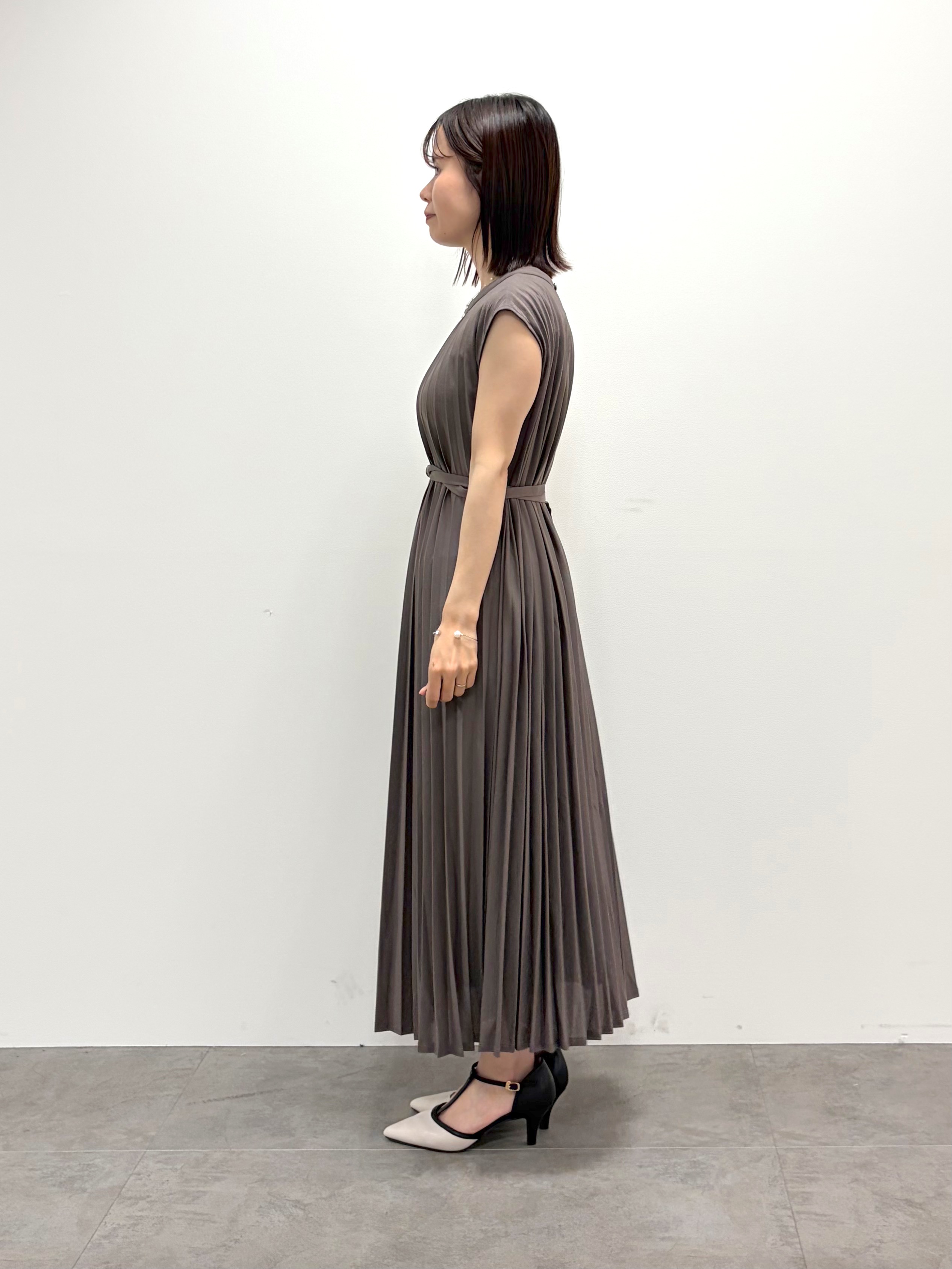 kozuさんの「index｜【接触冷感／吸水速乾】ノーカラージャケット／セットアップ対応可《洗える／防シワ／ストレッチ》」を使ったコーディネート