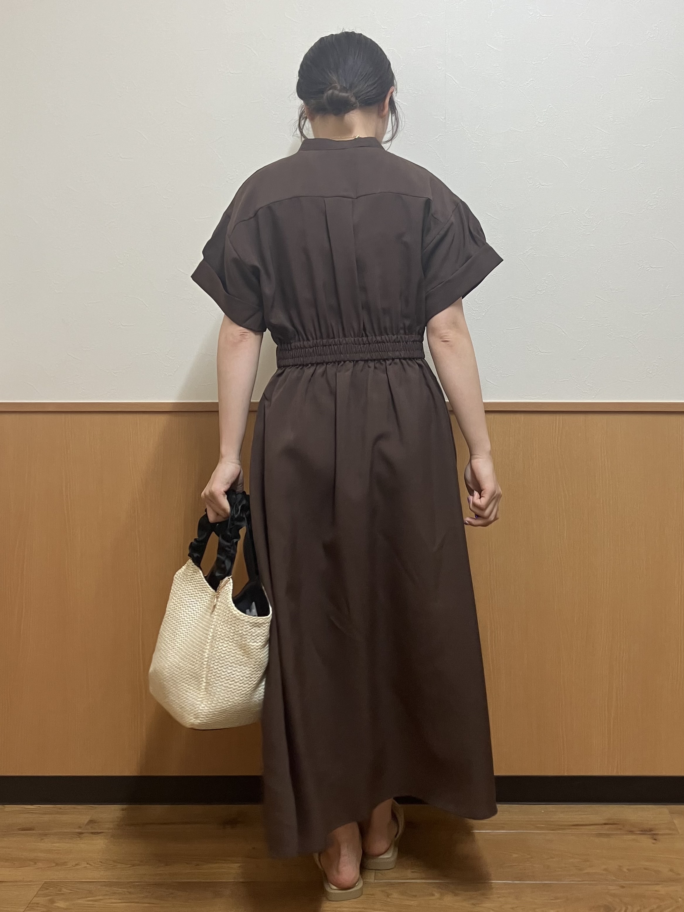 MAYUKIさんの「index｜【接触冷感／吸水速乾】リネンライク シャツワンピース《洗濯機OK》」を使ったコーディネート