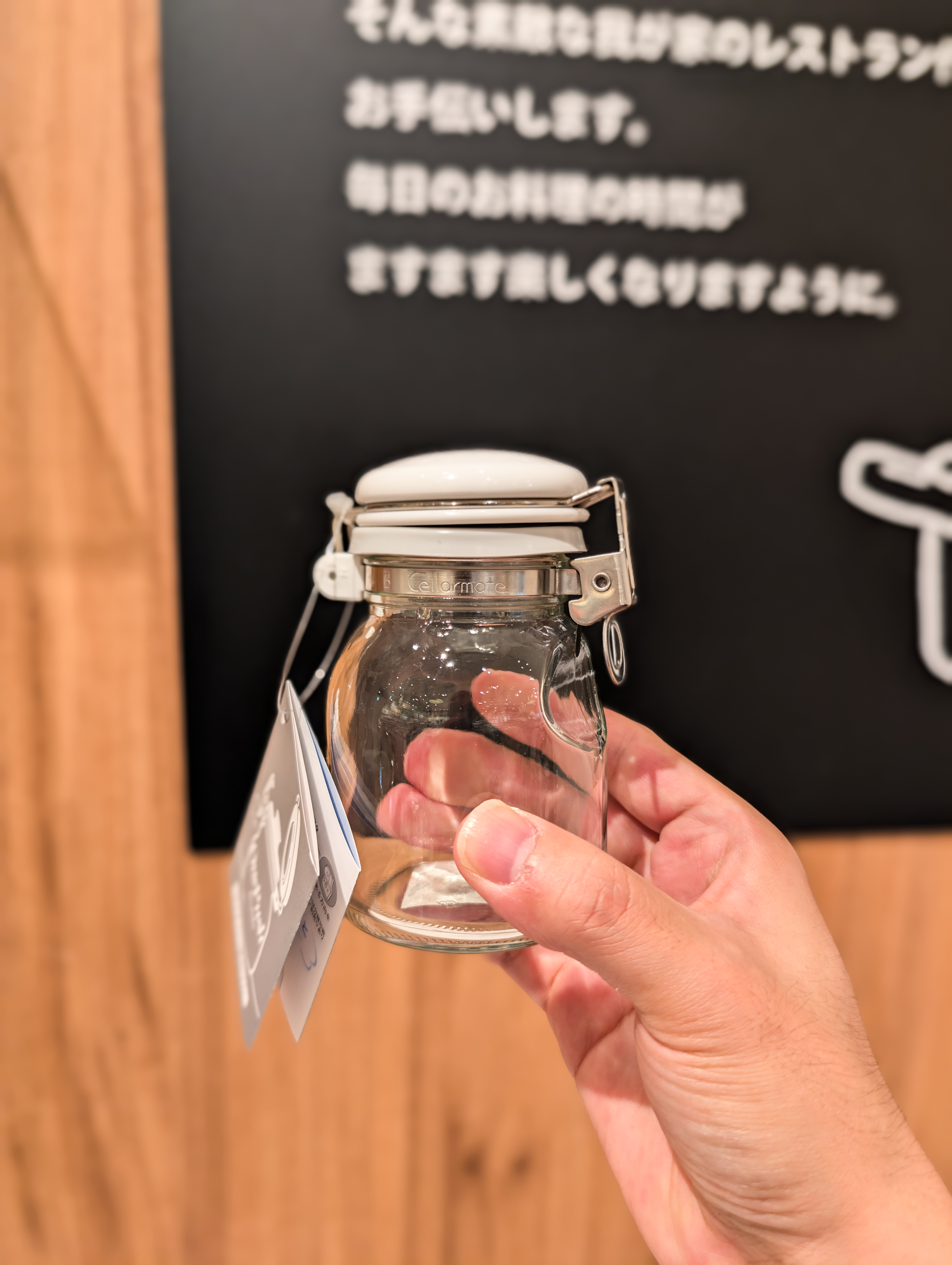 シモさんの「212 KITCHEN STORE｜ワンプッシュ便利びん500 500ml ＜Cellarmate セラーメイト＞」を使ったコーディネート