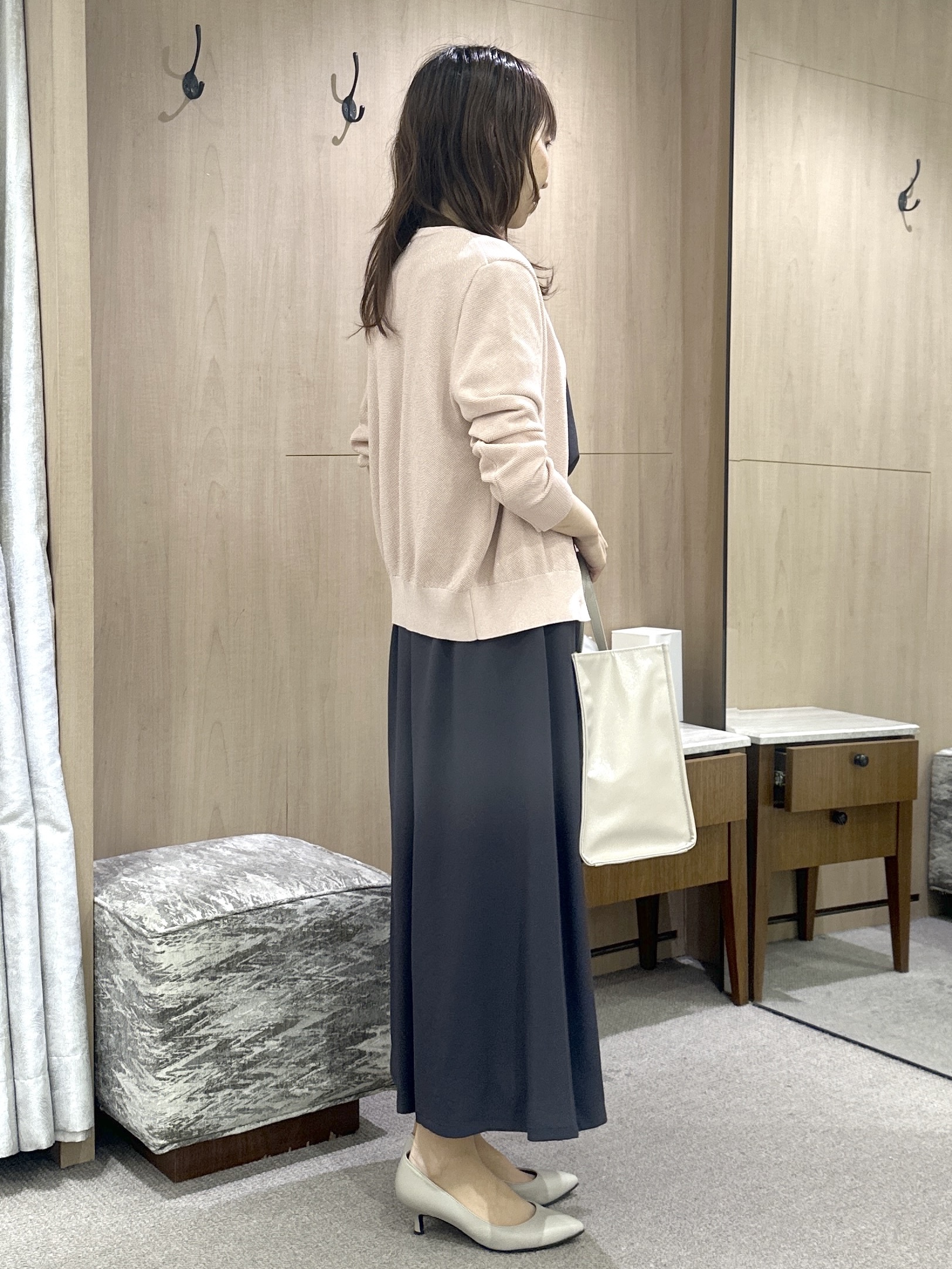 Miwaさんの「UNTITLED｜【アンサンブル可】ラメ混クルーネックカーディガン」を使ったコーディネート