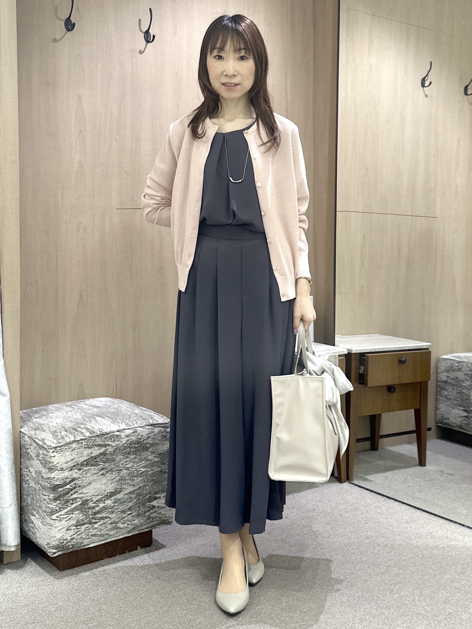Miwaさんの「UNTITLED｜【アンサンブル可】ラメ混クルーネックカーディガン」を使ったコーディネート