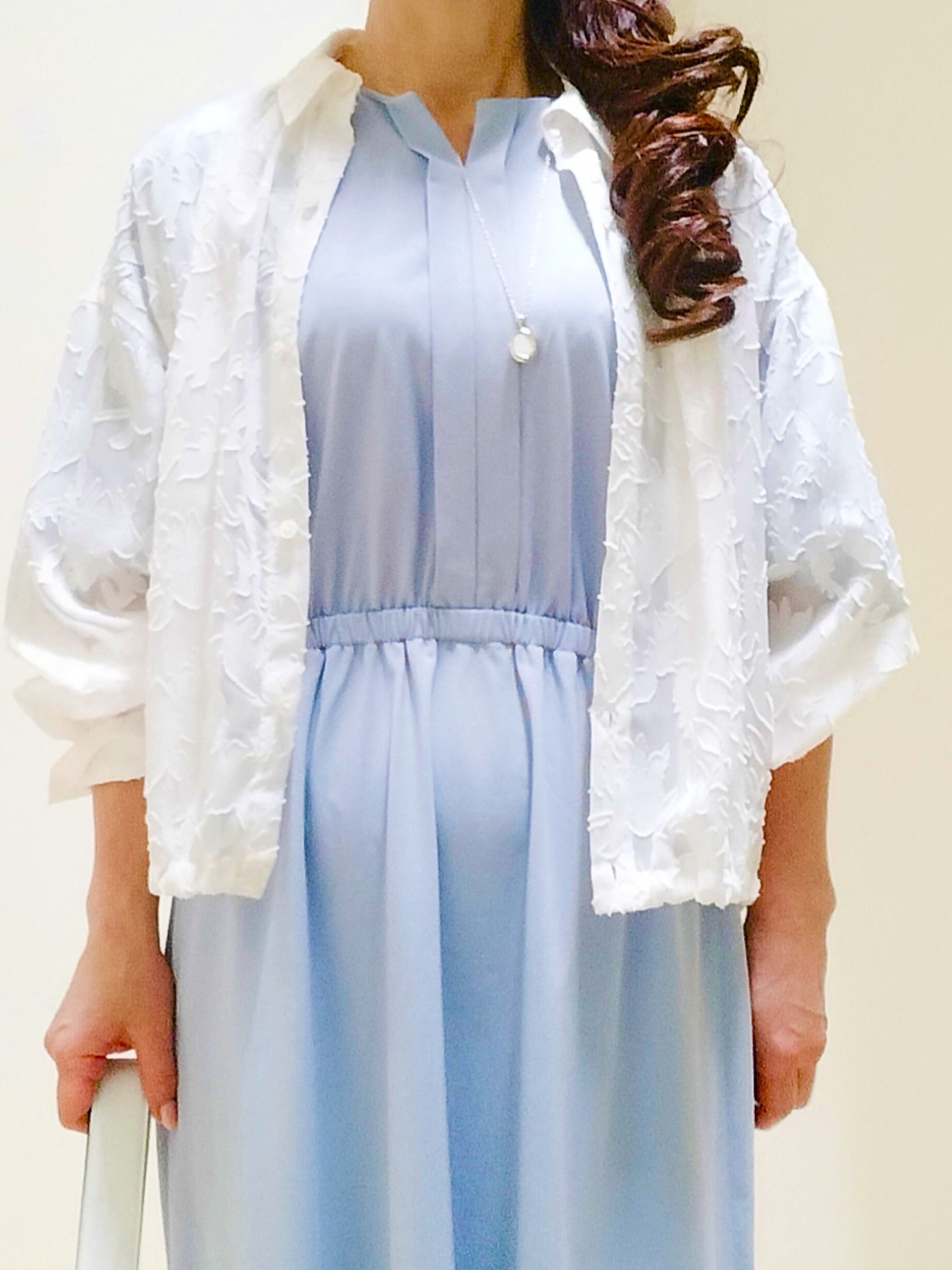 花さんの「Reflect｜【選べる2柄／セットアップ可】シャツ衿シアーブラウス」を使ったコーディネート