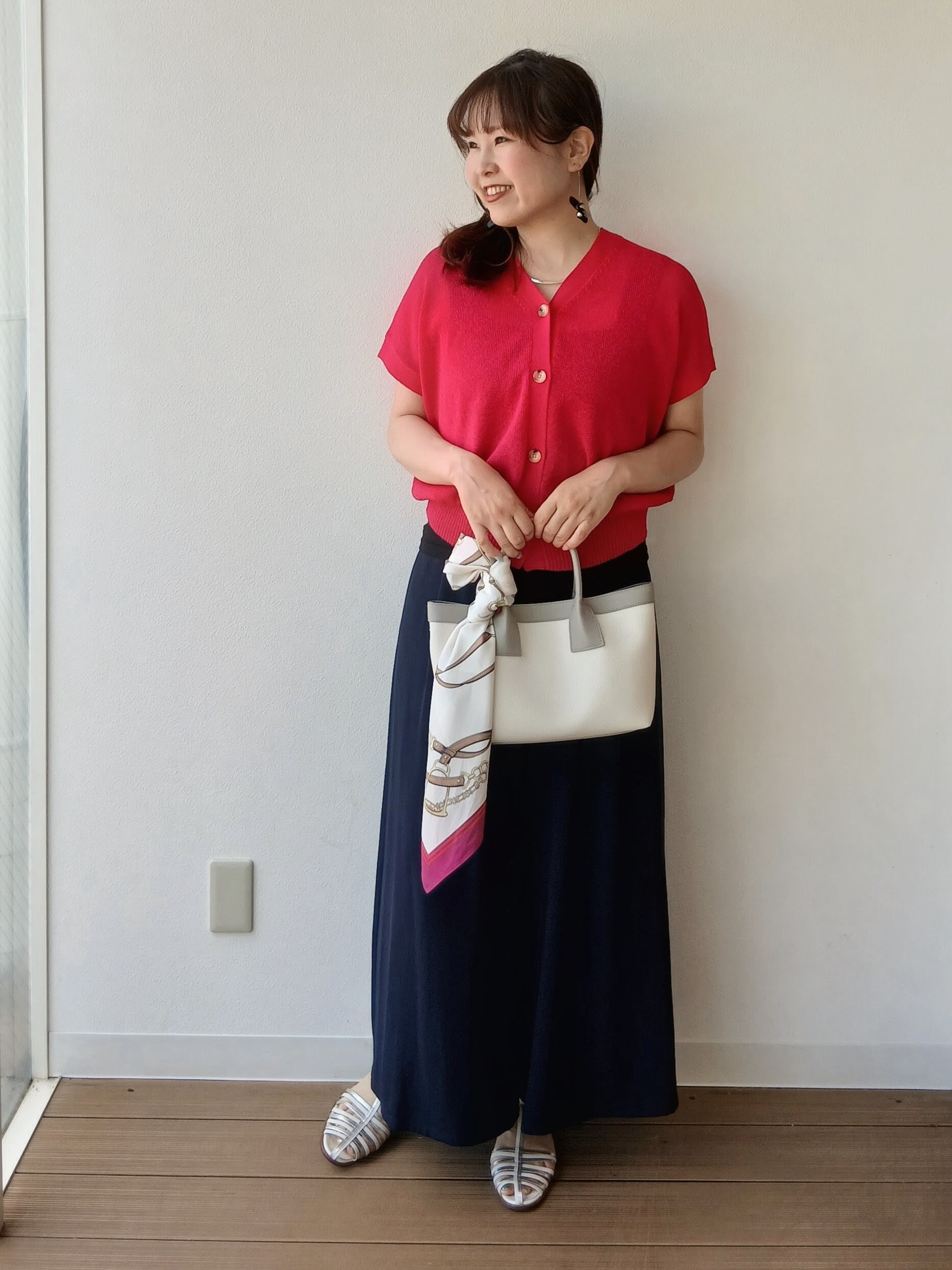 なみきさんの「UNTITLED｜【洗える/清涼感】ドライタッチスリーブレスカーディガン」を使ったコーディネート