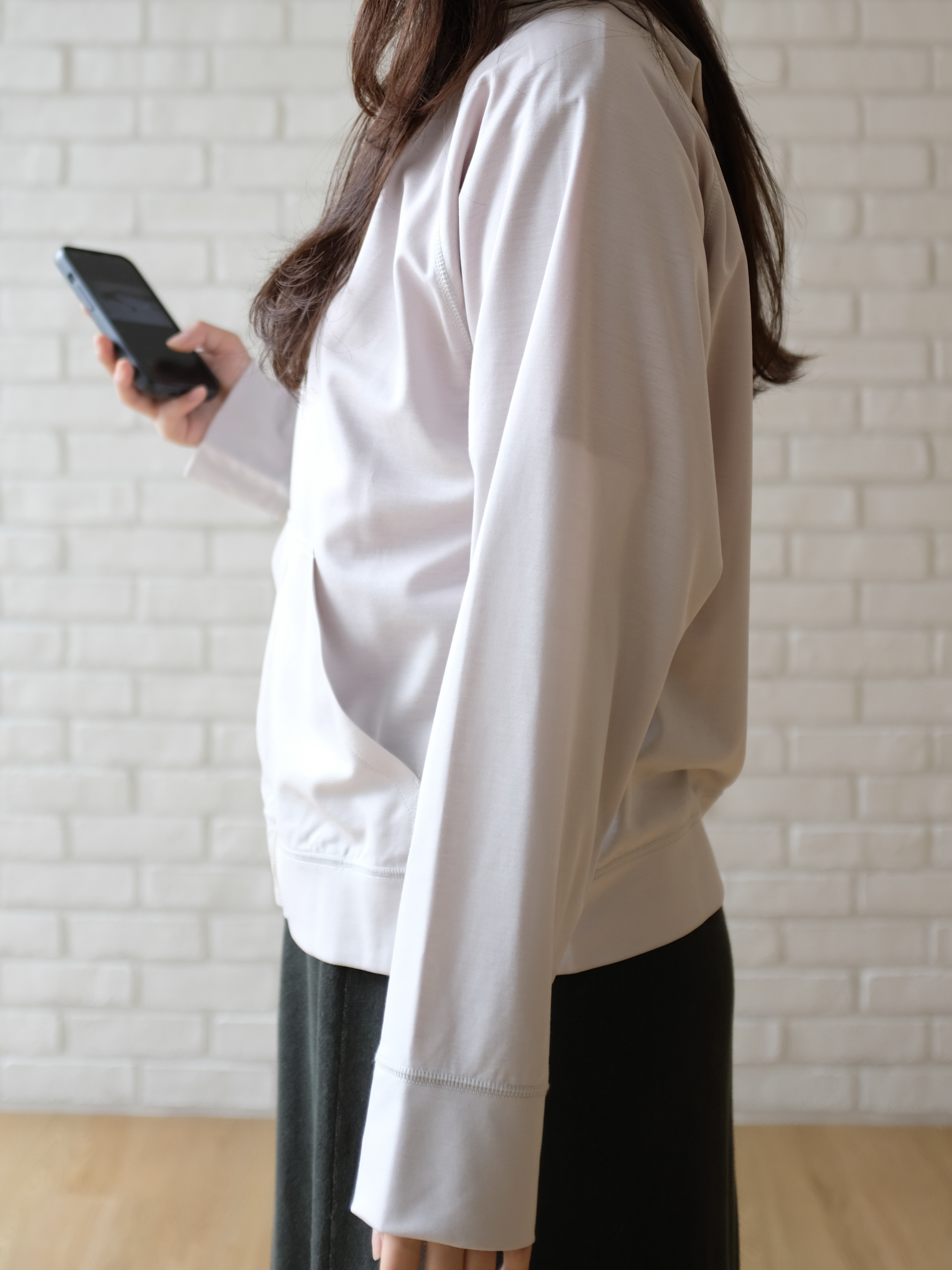 NAさんの「DRESSTERIOR｜【接触冷感/日除け対策】UVカット サマーライトパーカー」を使ったコーディネート