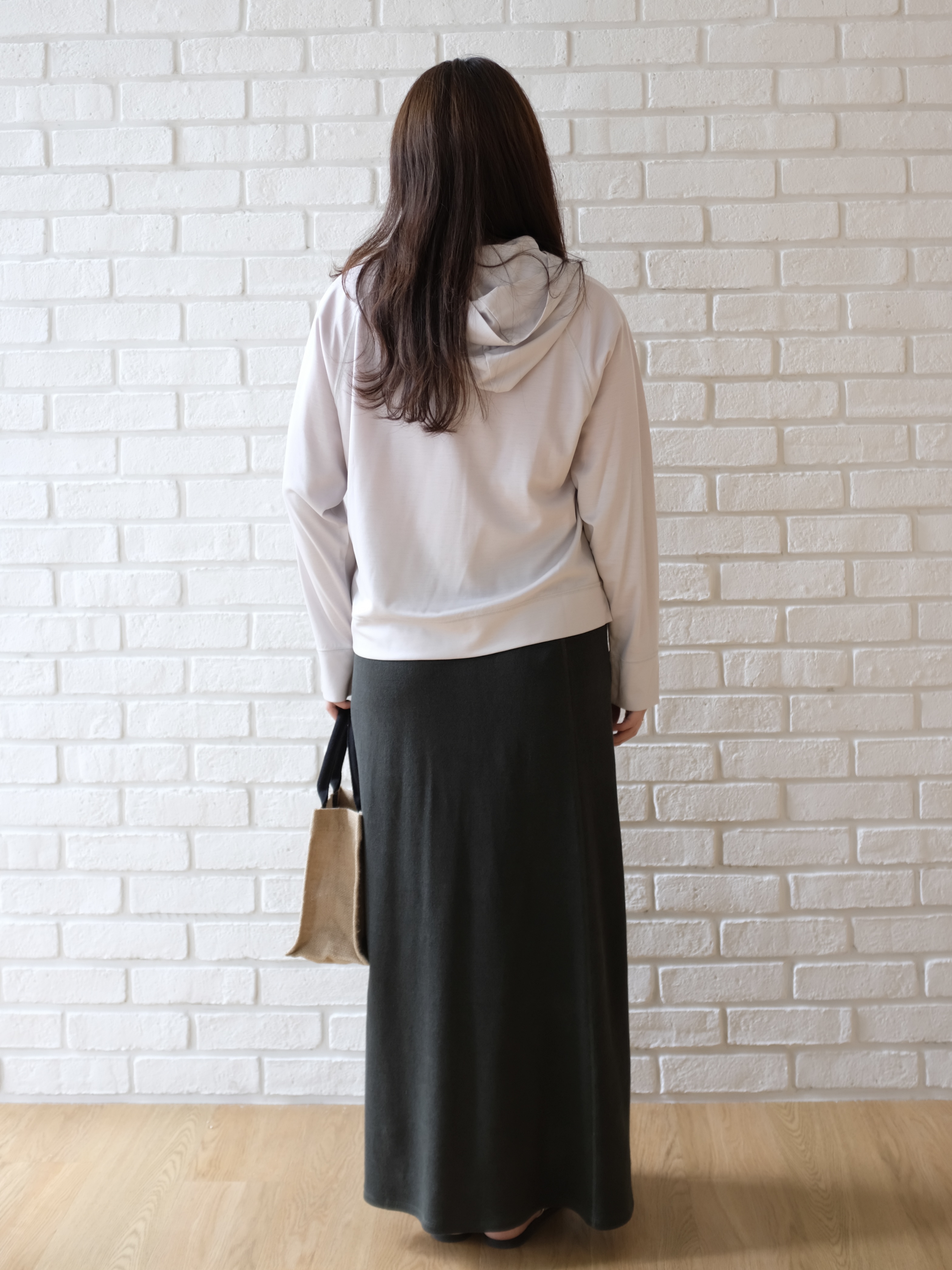 NAさんの「DRESSTERIOR｜【接触冷感/日除け対策】UVカット サマーライトパーカー」を使ったコーディネート