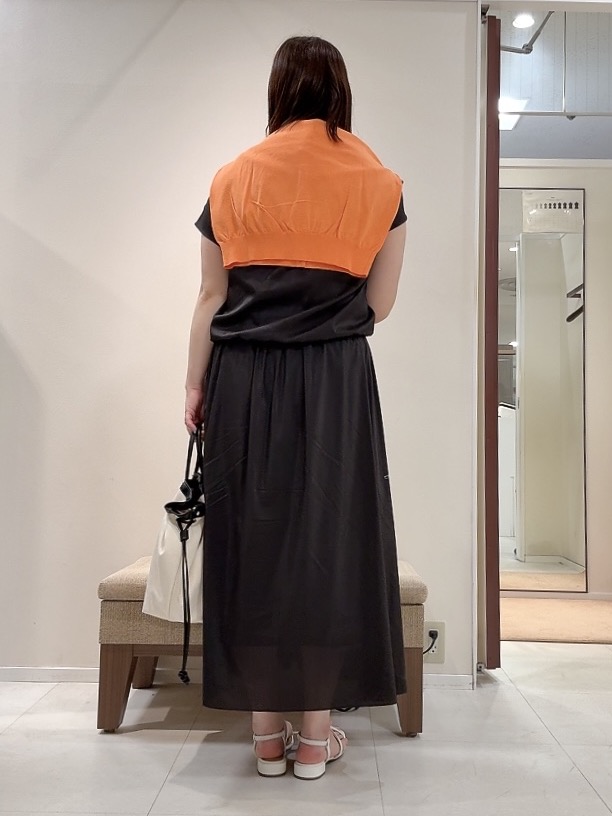YUIさんの「UNTITLED｜【9色展開/アンサンブル可】コットンクルーネックカーディガン」を使ったコーディネート