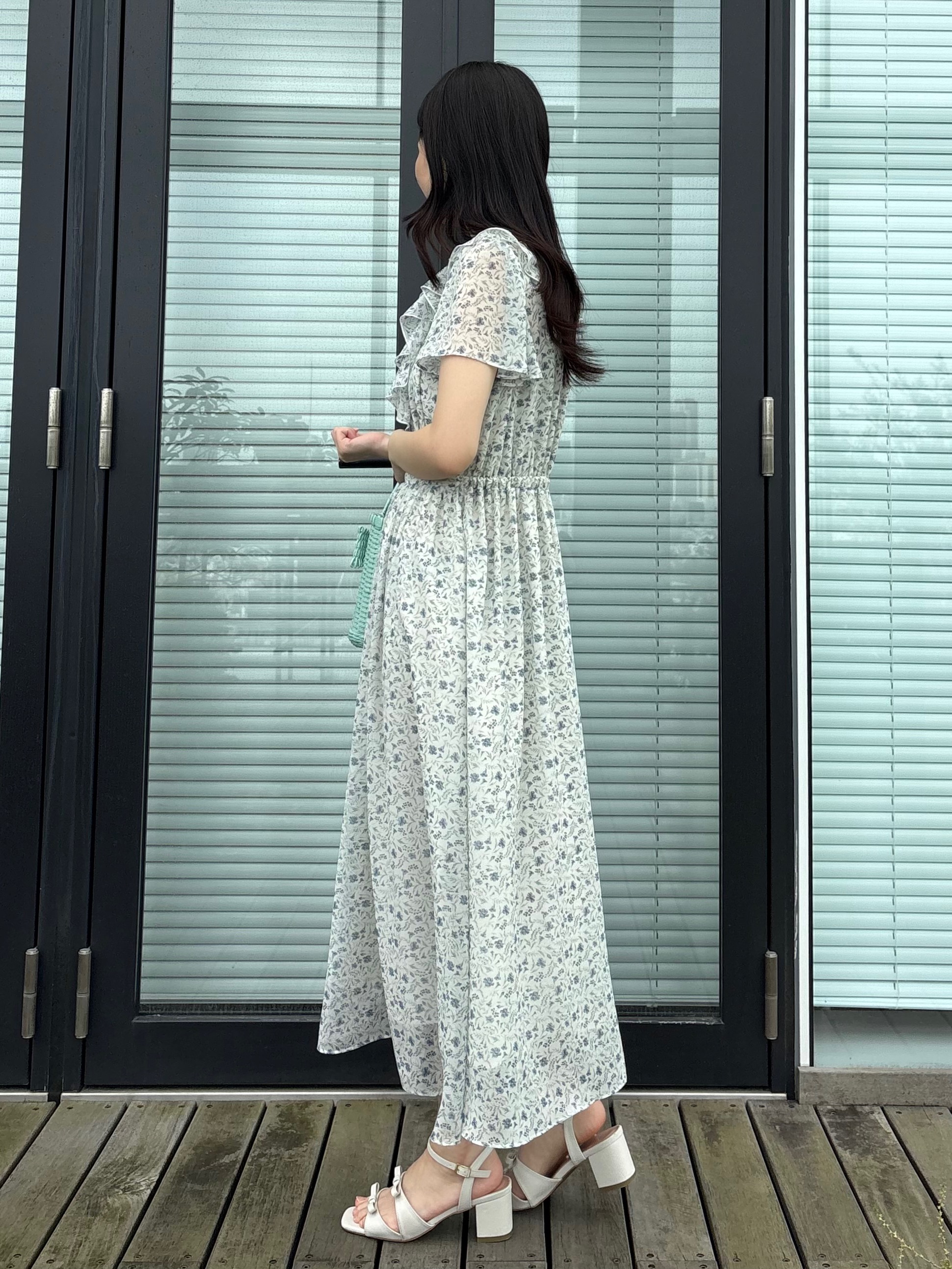 AOIさんの「Couture brooch｜【洗える】花柄 フリル ワンピース」を使ったコーディネート