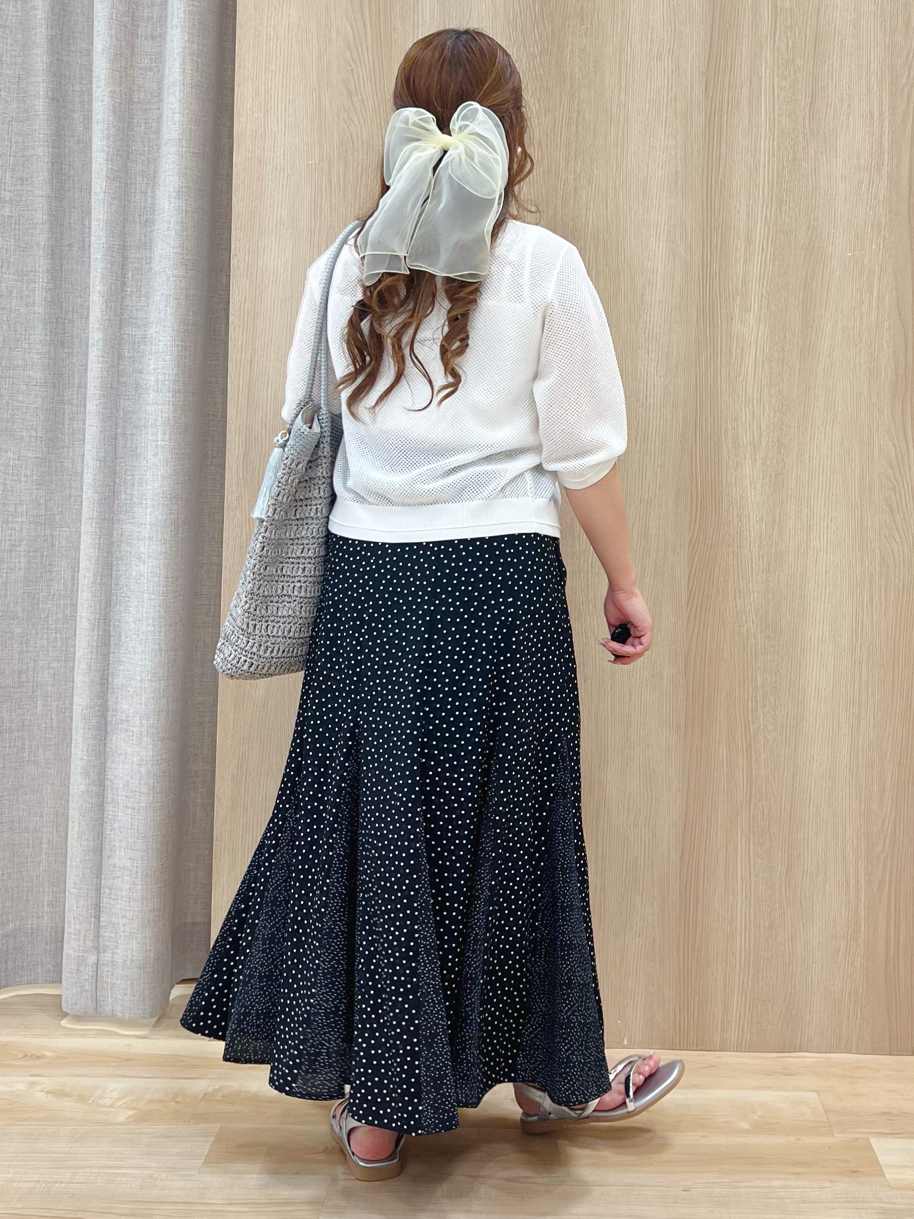 みことさんの「grove｜【貴島明日香さん着用・洗える】透けない、大人のメッシュカーディガン」を使ったコーディネート