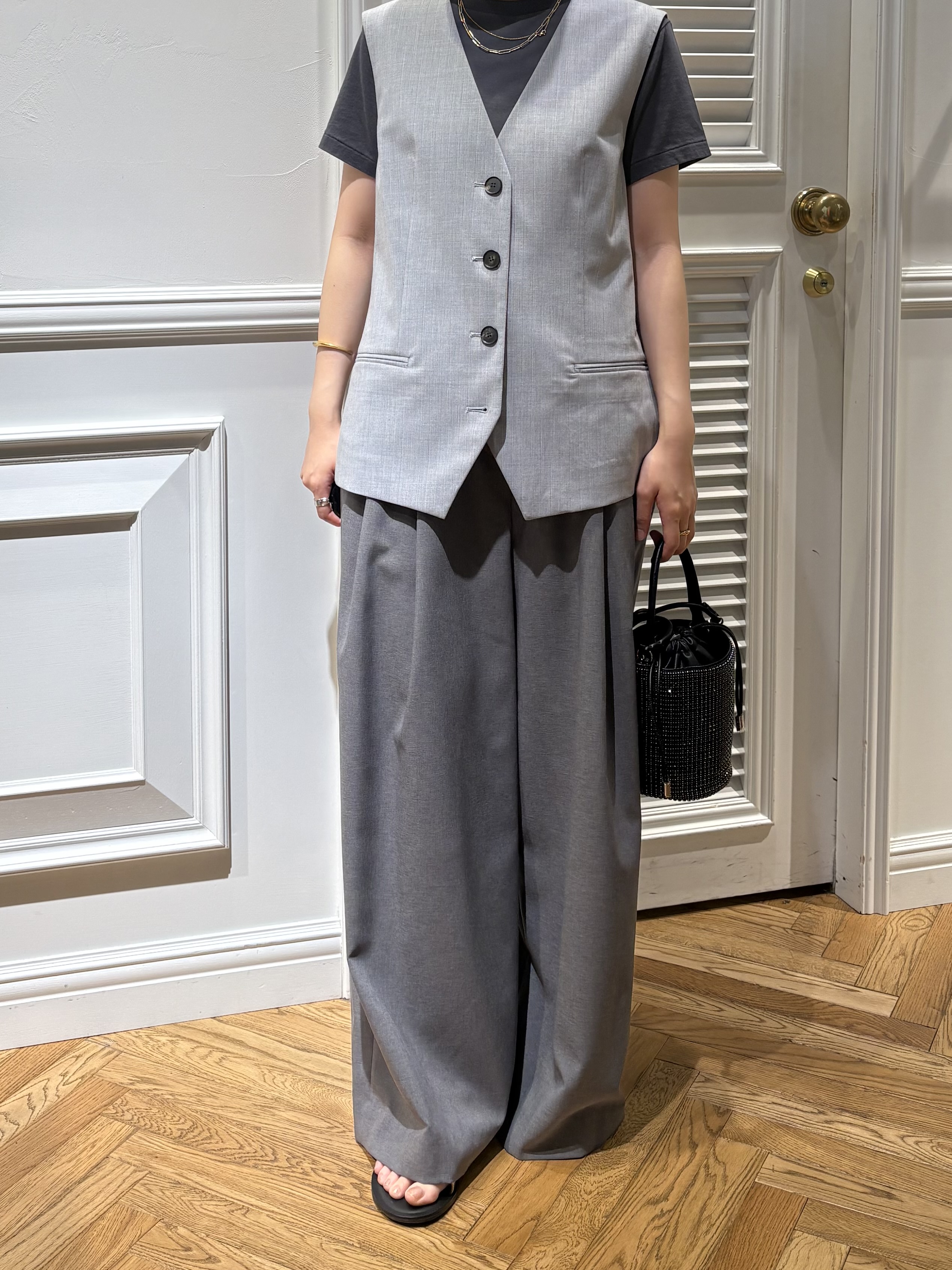cocoさんの「DRESSTERIOR｜【接触冷感】イージーケアー クールタッチ ワイドパンツ」を使ったコーディネート
