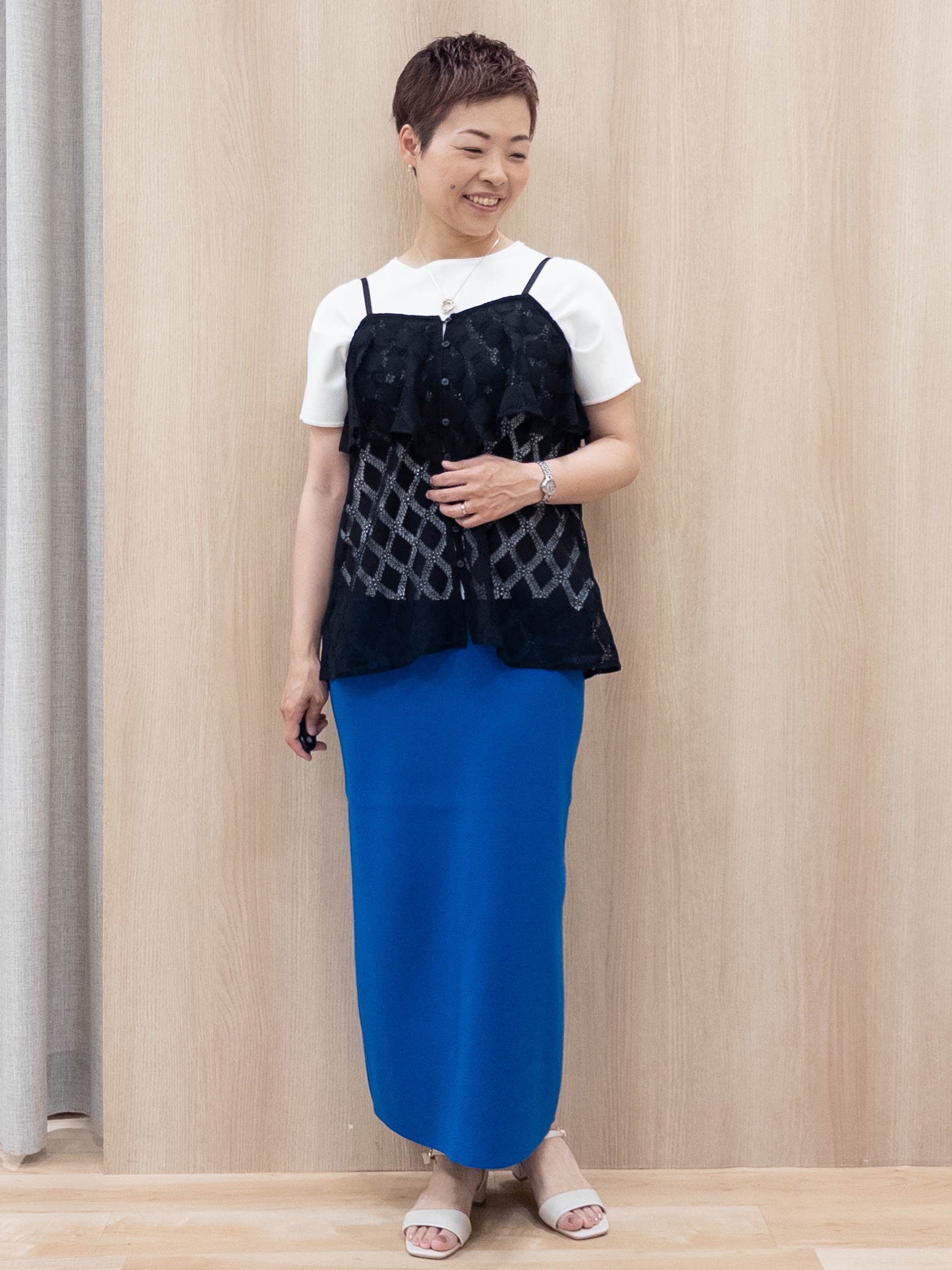 シュウコさんの「grove｜【貴島明日香さん着用/UVカット】体型カバー叶う、バックプリーツTシャツ」を使ったコーディネート