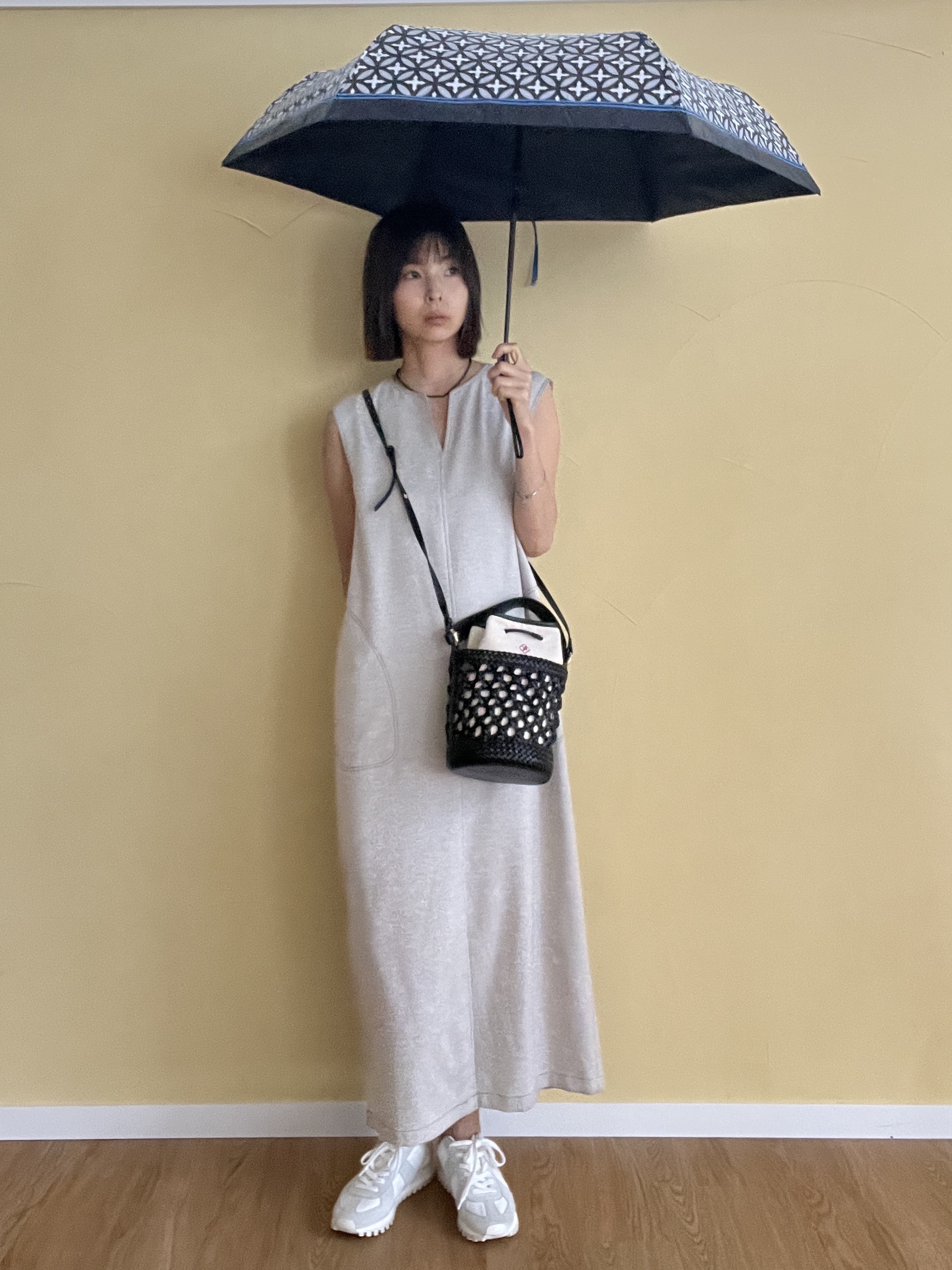 misaさんの「DRESSTERIOR｜【セットアップ可/UVカット/接触冷感/吸水速乾】ウォッシャブル Iラインワンピース」を使ったコーディネート