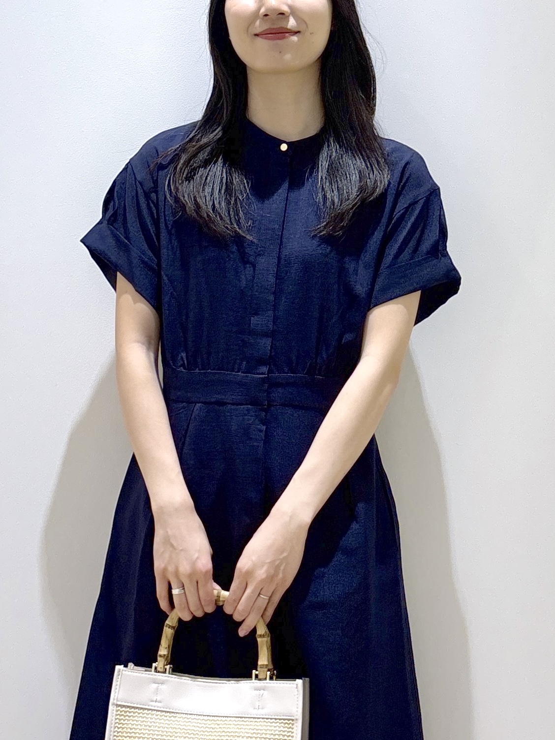 sachikoさんの「OPAQUE.CLIP｜【接触冷感／吸水速乾】リネンライク シャツワンピース《洗濯機OK》」を使ったコーディネート