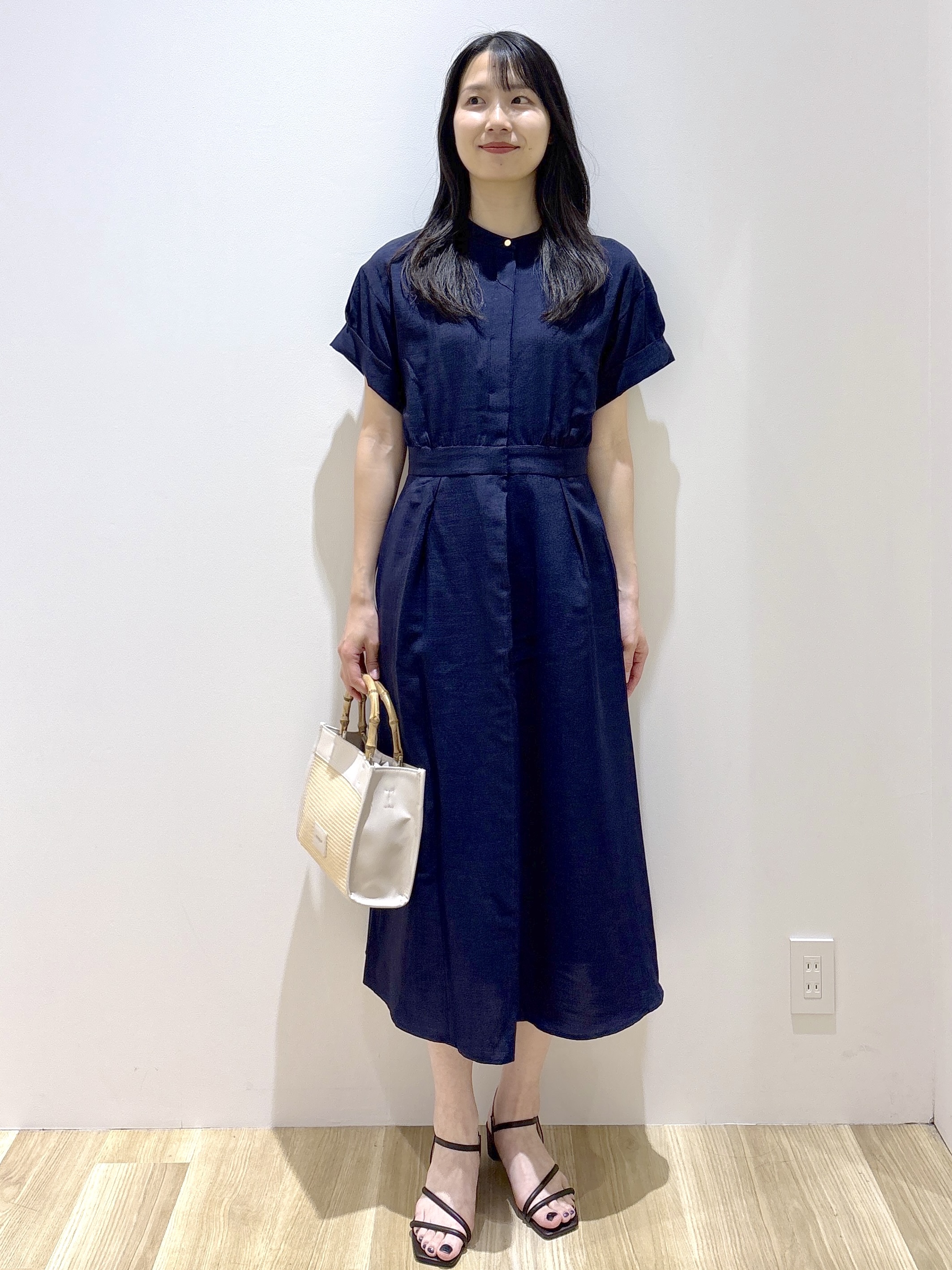 sachikoさんの「OPAQUE.CLIP｜【接触冷感／吸水速乾】リネンライク シャツワンピース《洗濯機OK》」を使ったコーディネート