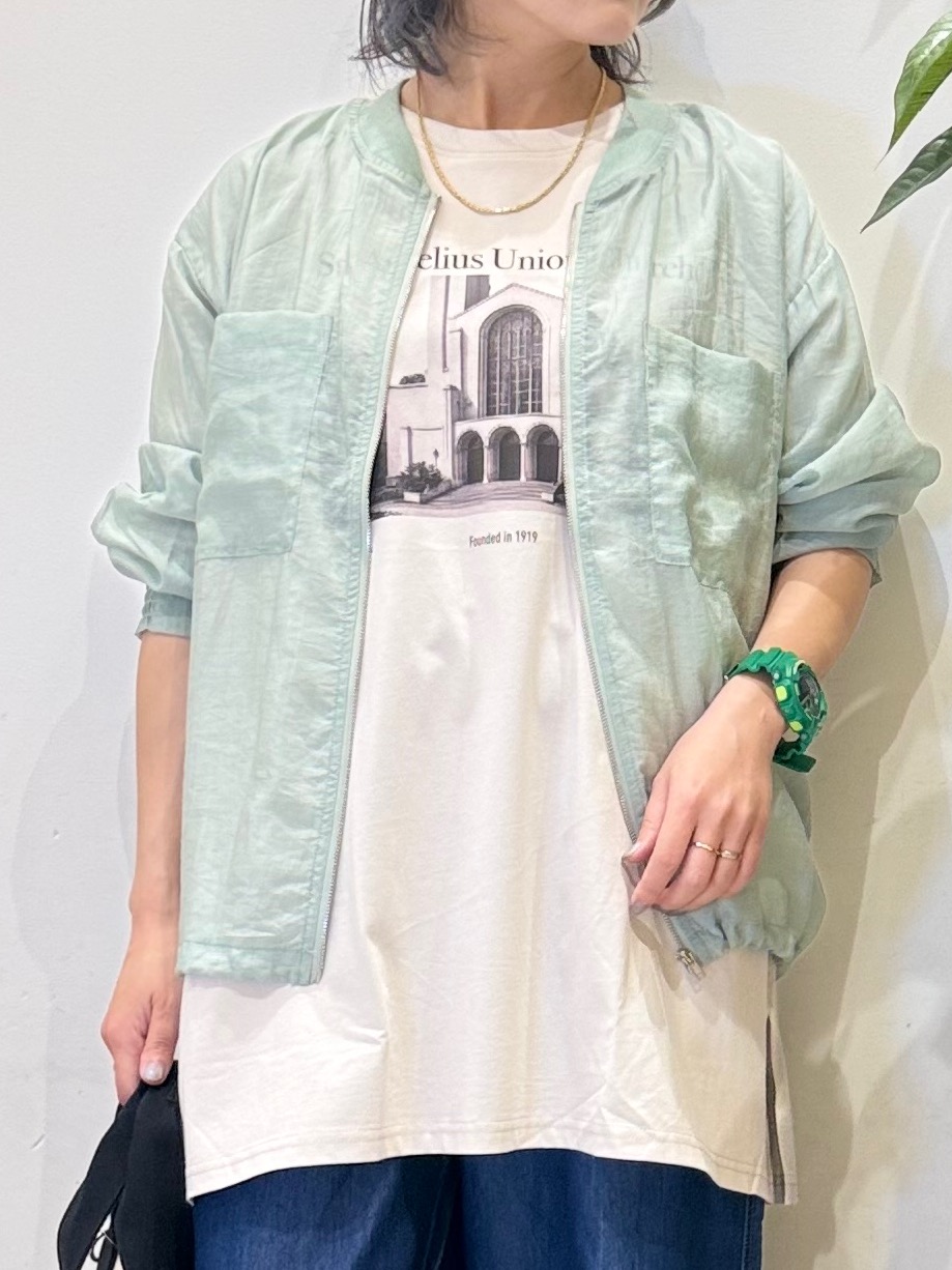 misakiさんの「SHOO･LA･RUE｜【S-LL/洗濯機可】1枚持っておくと安心 程よい透け感のシアーリブブルゾン」を使ったコーディネート