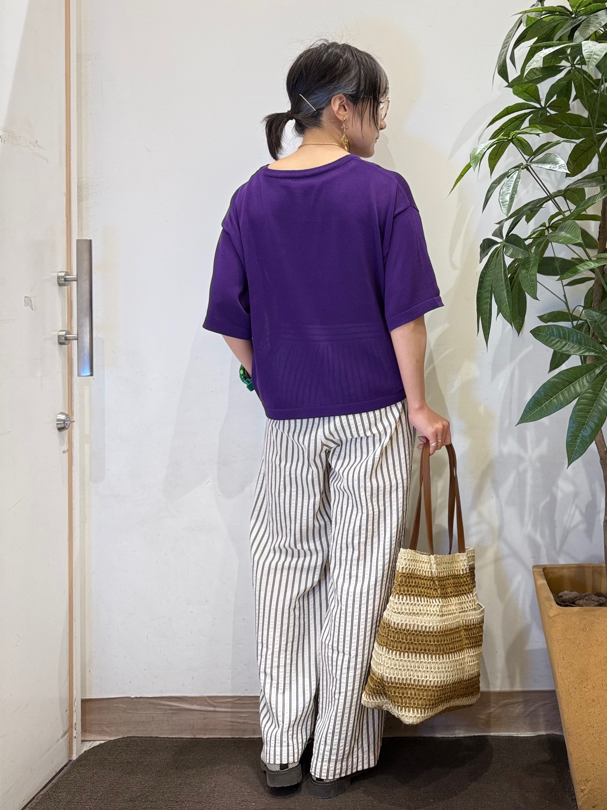 misakiさんの「SHOO･LA･RUE｜【体型カバー】程よい透け感 デザインアソート 5分袖シアーニット」を使ったコーディネート